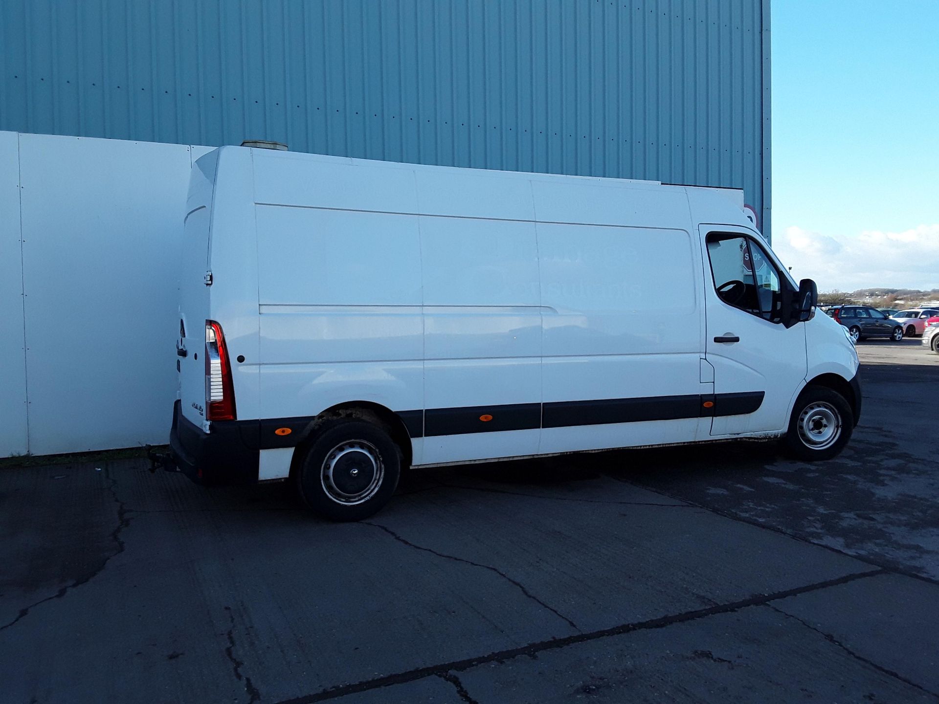 Vauxhall Movano 2.3 CDTI 130 L3 H2 BLUE INJECTION - Euro 6 - ULEZ Compliant - Sat Nav - A/C - Image 4 of 10