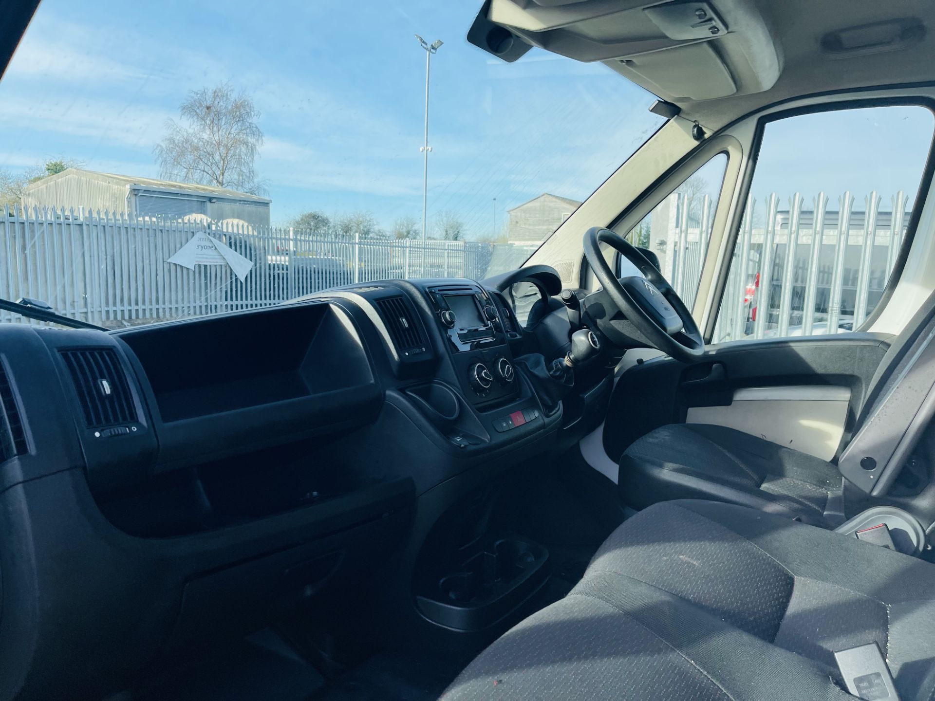 ** ON SALE ** Citroen Relay 2.0 BLUE HDI 130 Enterprise L3 H2 2017 '17 Reg' A/C - ULEZ Compliant - - Image 15 of 20