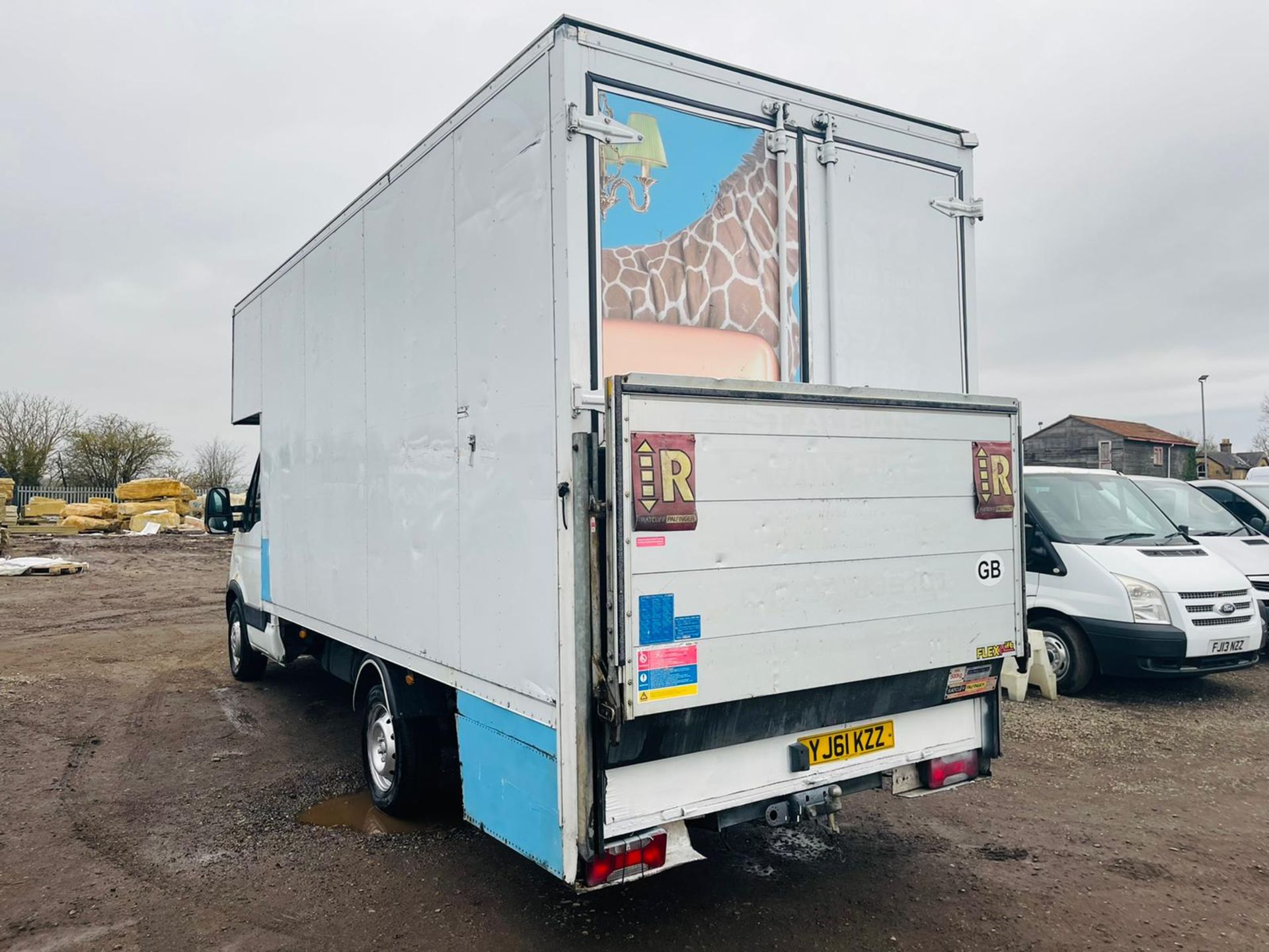 ** ON SALE ** Iveco Daily 2.3 HPI 35S11 Luton 2011 '61 Reg' Tail-Lift - Automatic - White - Image 10 of 22