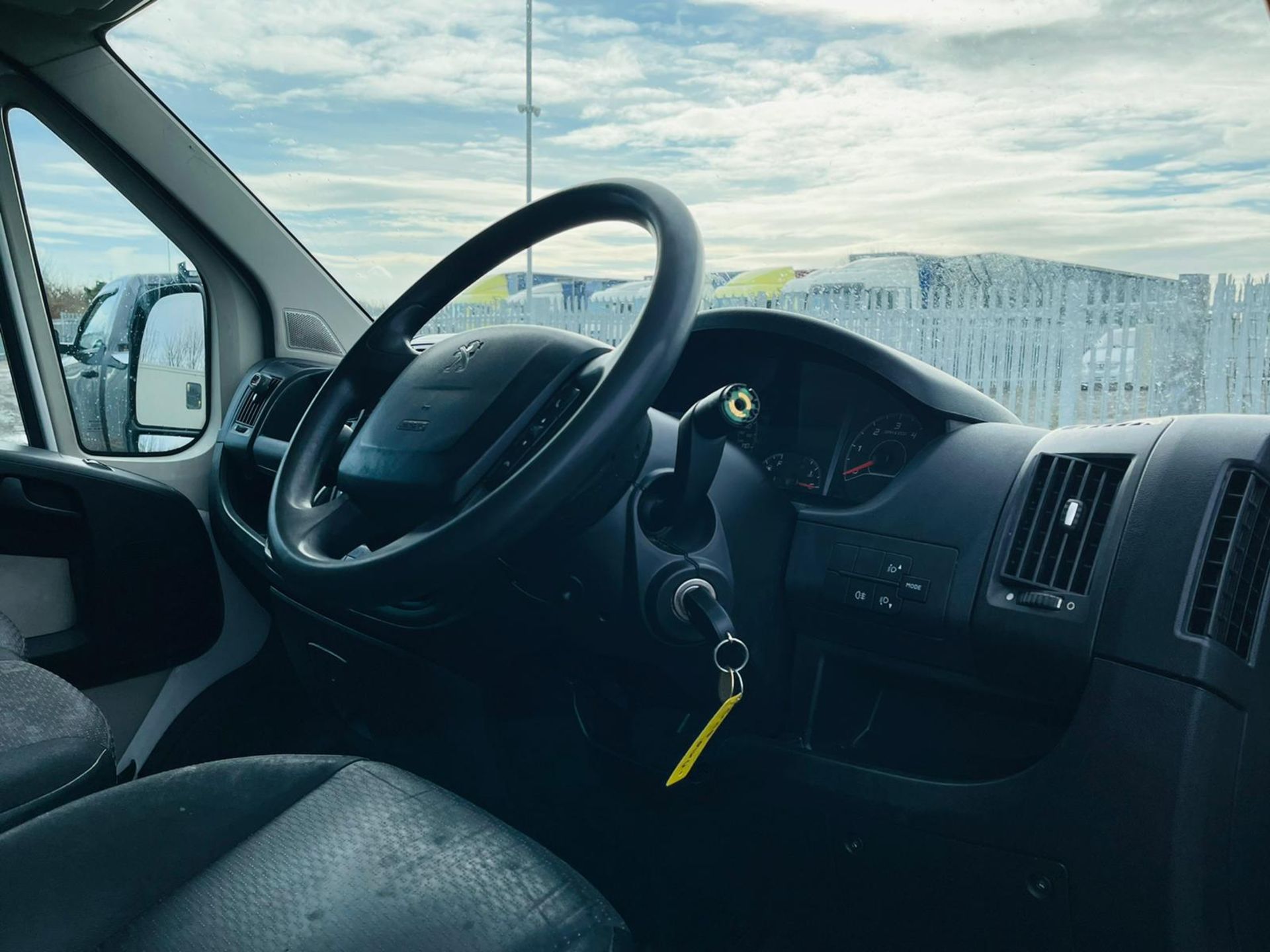 ** ON SALE ** Peugeot Boxer 2.2 HDI 335 L3 H2 2015 '15 reg' - Sat Nav - Air Con - Panel Van- White - Image 15 of 19