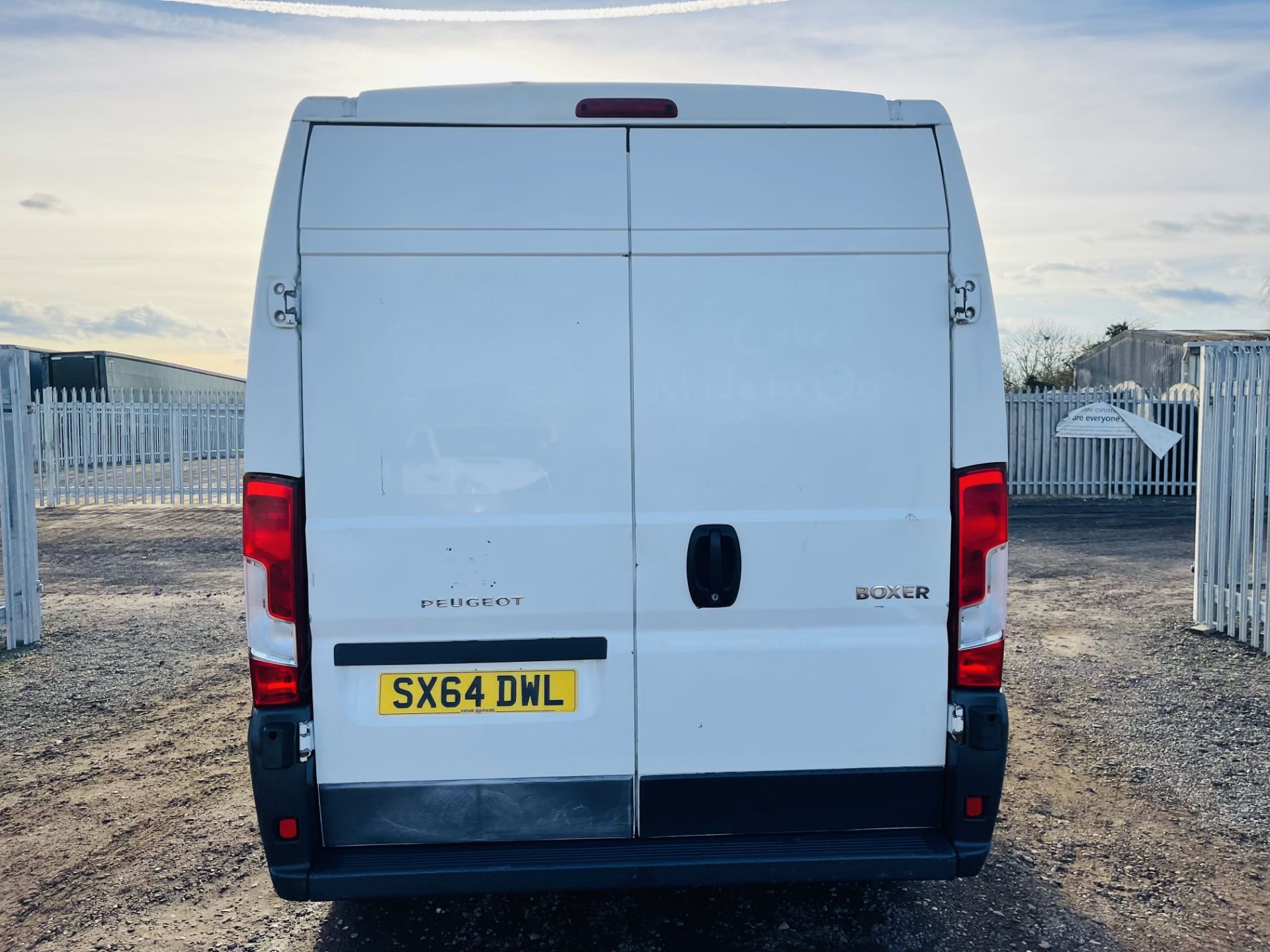 ** ON SALE ** Peugeot Boxer 2.2 HDI 130 335 L3 H2 2015 '64 Reg' Elec Pack - Panel Van - Image 13 of 21