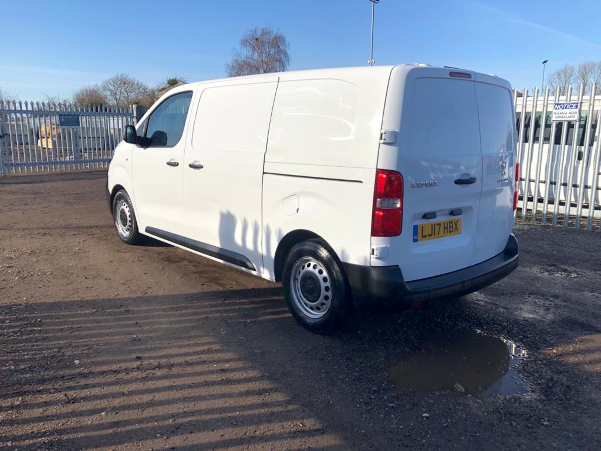 ** ON SALE ** Peugeot Expert 1.6 BLUE HDI Professional 2017 '17 Reg' A/C-Fridge/Freezer-Euro 6 - - Image 6 of 14