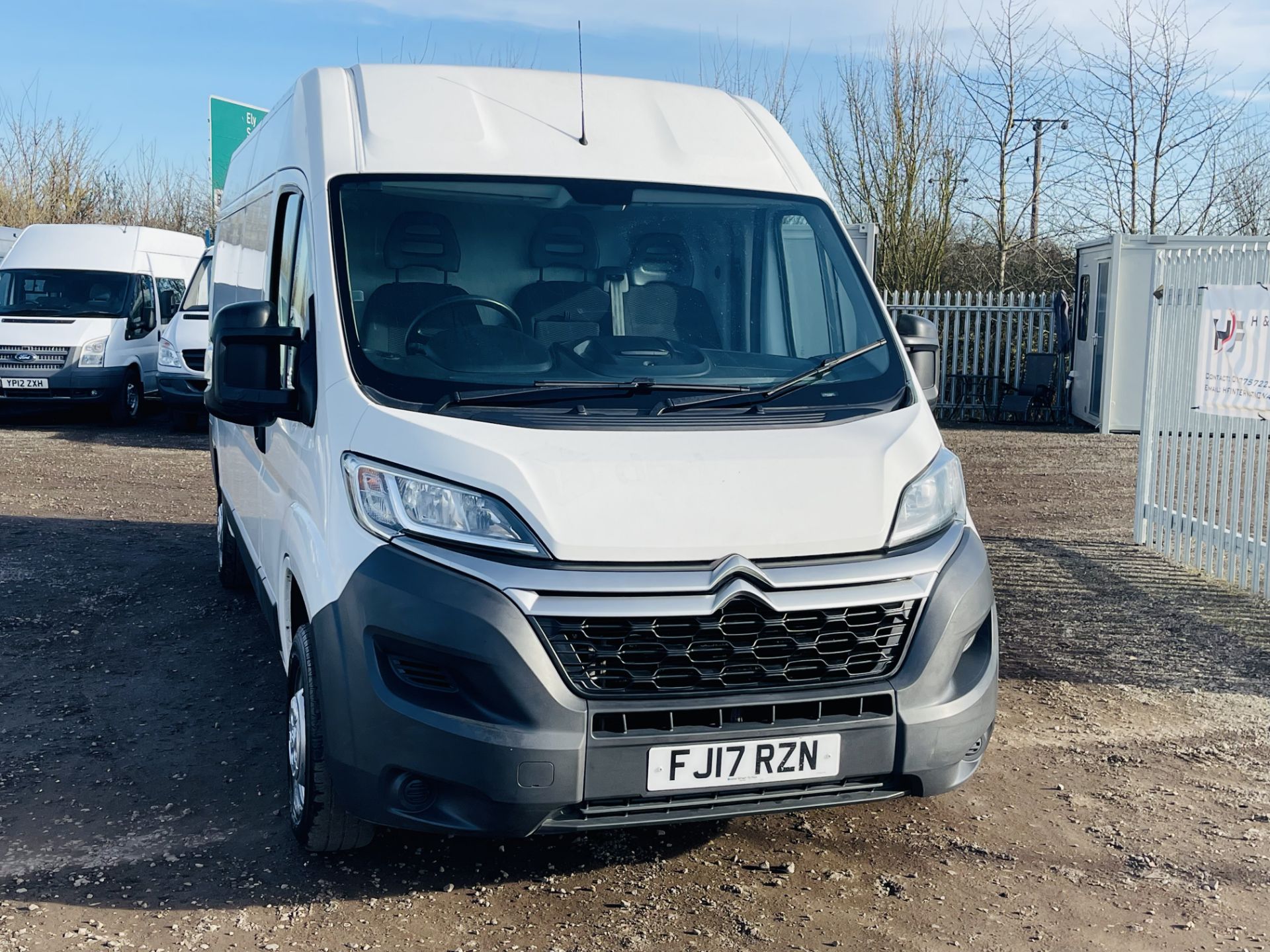 ** ON SALE ** Citroen Relay 2.0 BLUE HDI 130 Enterprise L3 H2 2017 '17 Reg' A/C - ULEZ Compliant - - Image 2 of 20