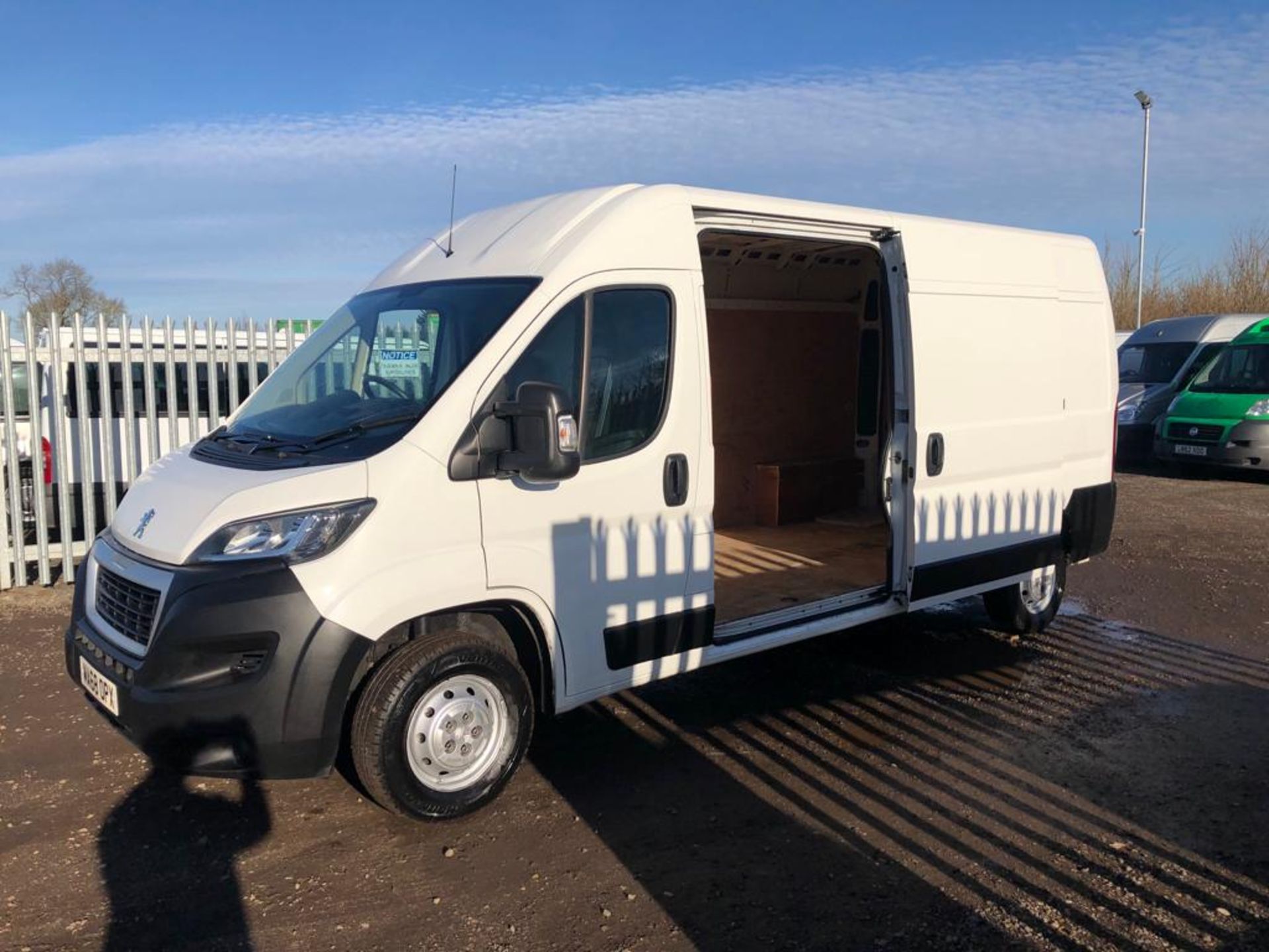 •• ON SALE ** Peugeot Boxer 2.0 BlueHDI 130 335 L3 H2 2018 ' 68 Reg' Euro 6B - ULEZ Compliant - - Image 6 of 19