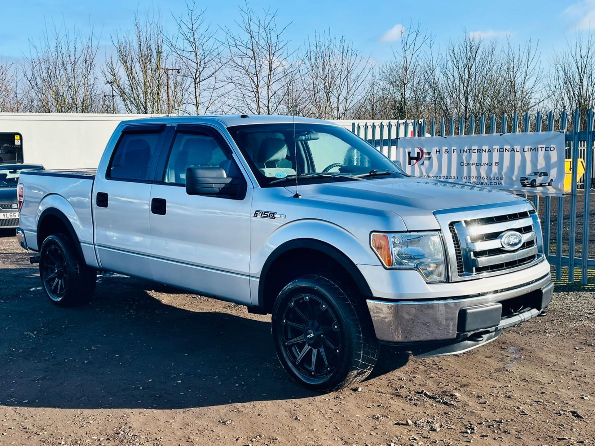 ** ON SALE ** Ford F-150 5.0L V8 XLT Edition 4WD Super-Crew '2011 Year' A/C - Cruise Control - - Image 2 of 29