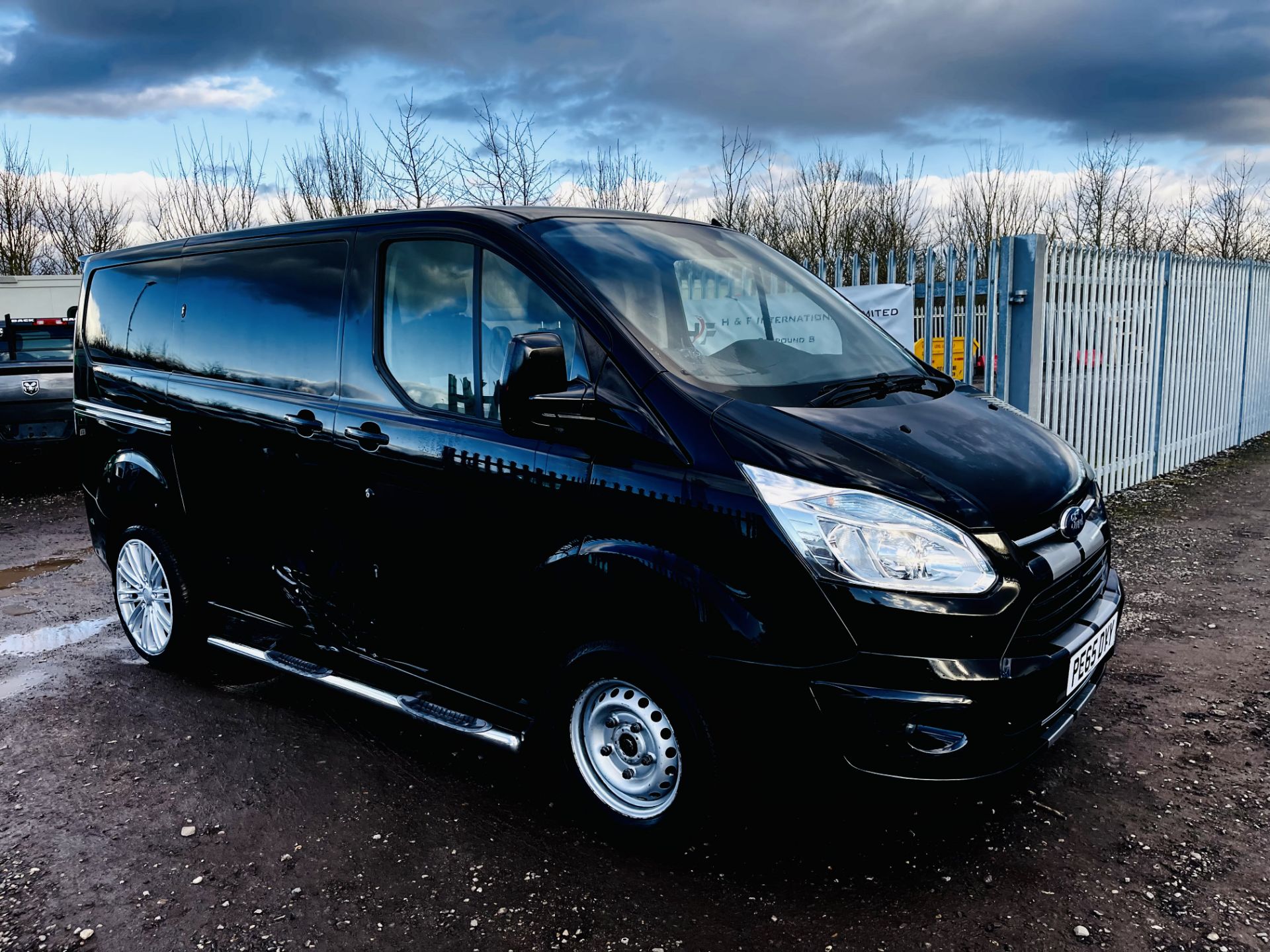 Ford Transit Custom 2.2 TDCI 155 290 Limited E-TECH L1 H1 2015 '65 Reg' Sat Nav - A/C - Full Spec - Image 3 of 24