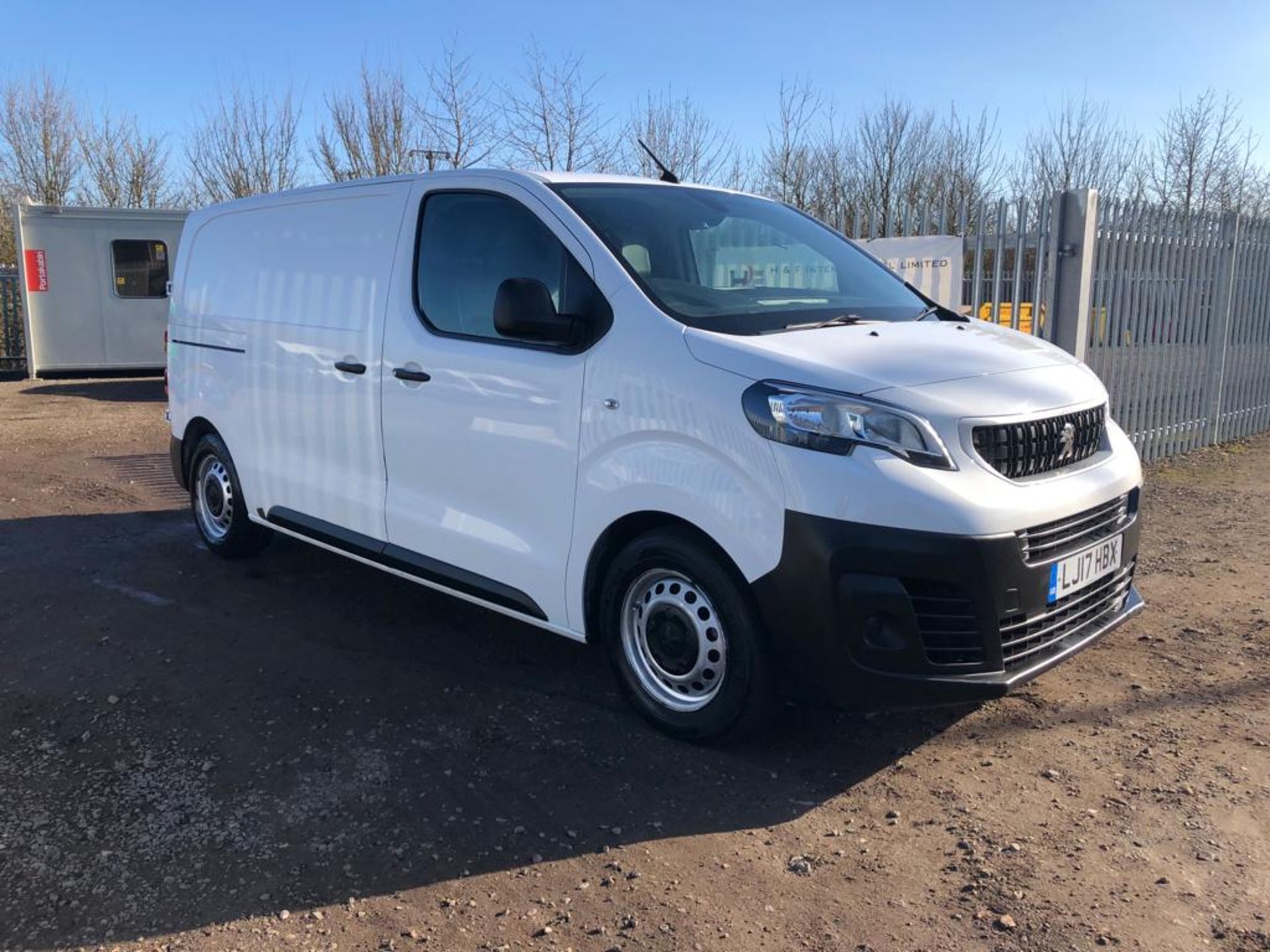 ** ON SALE ** Peugeot Expert 1.6 BLUE HDI Professional 2017 '17 Reg' A/C-Fridge/Freezer-Euro 6 -