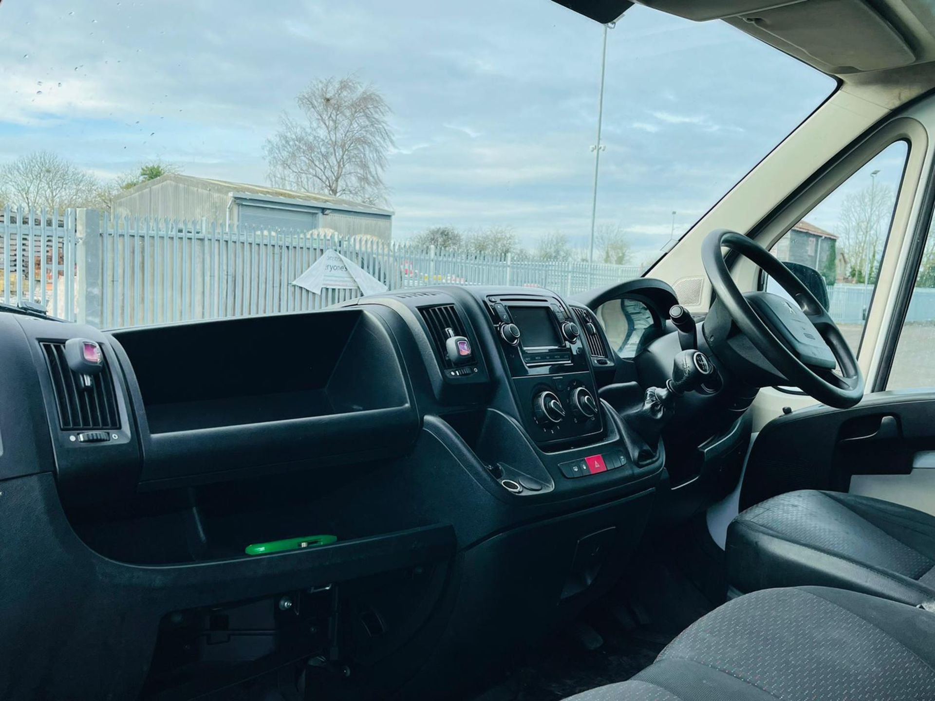 ** ON SALE ** Peugeot Boxer 2.2 HDI 335 L3 H2 2015 '15 reg' - Sat Nav - Air Con - Panel Van- White - Image 18 of 19