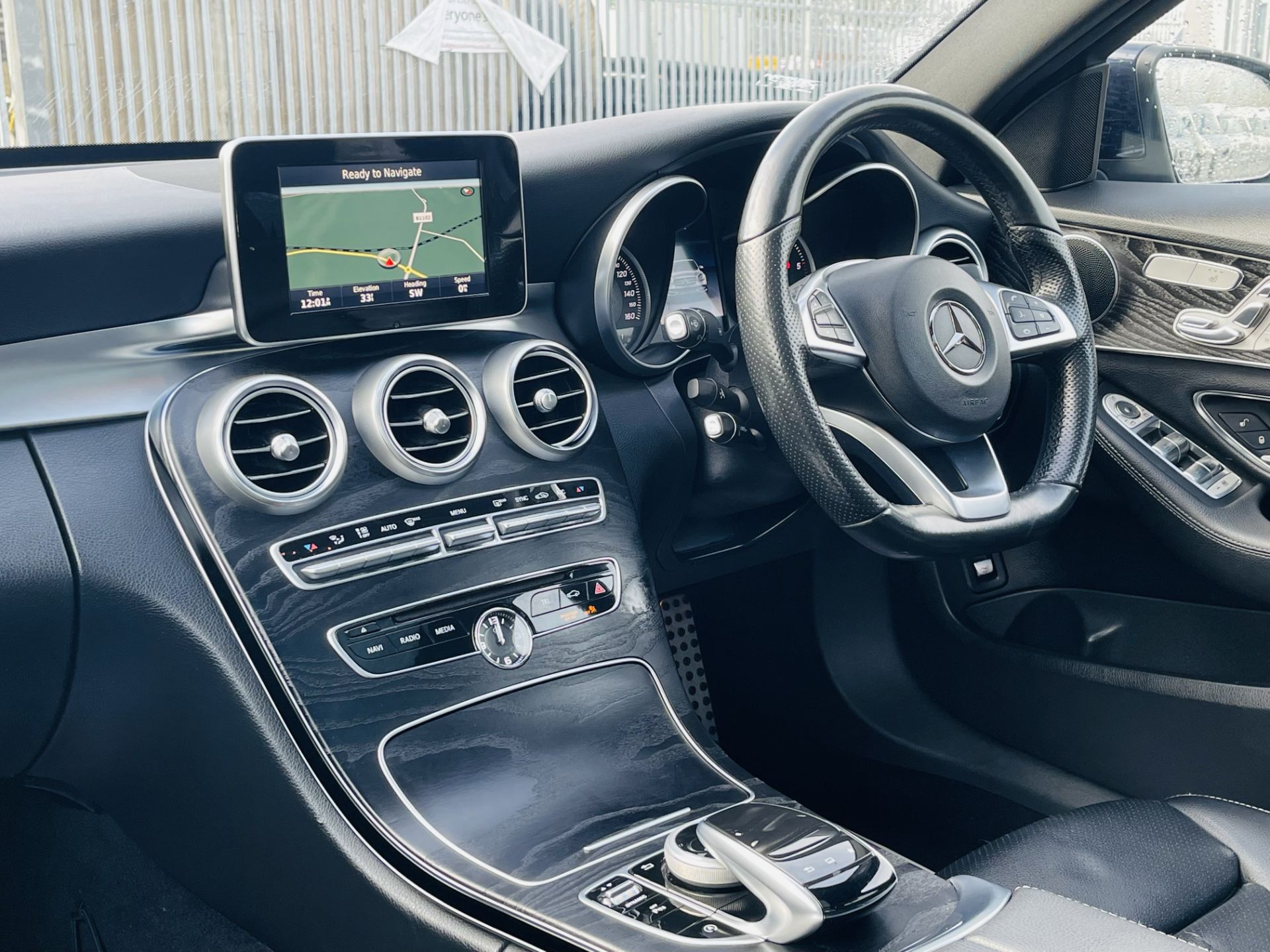 Mercedes Benz C200 AMG Line Premium 7G Auto 2016 '16 Reg' Sat Nav - ULEZ Compliant - - Image 26 of 44