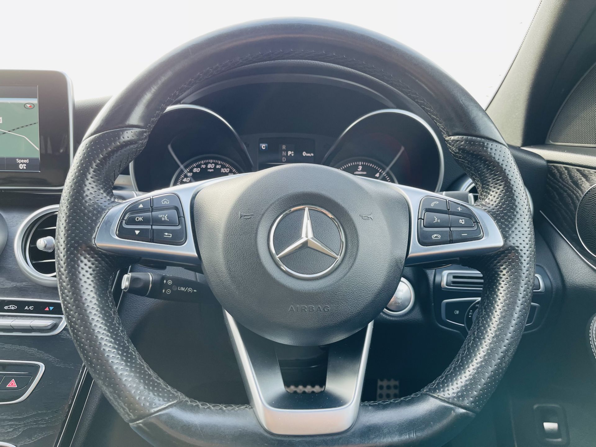 Mercedes Benz C200 AMG Line Premium 7G Auto 2016 '16 Reg' Sat Nav - ULEZ Compliant - - Image 40 of 44