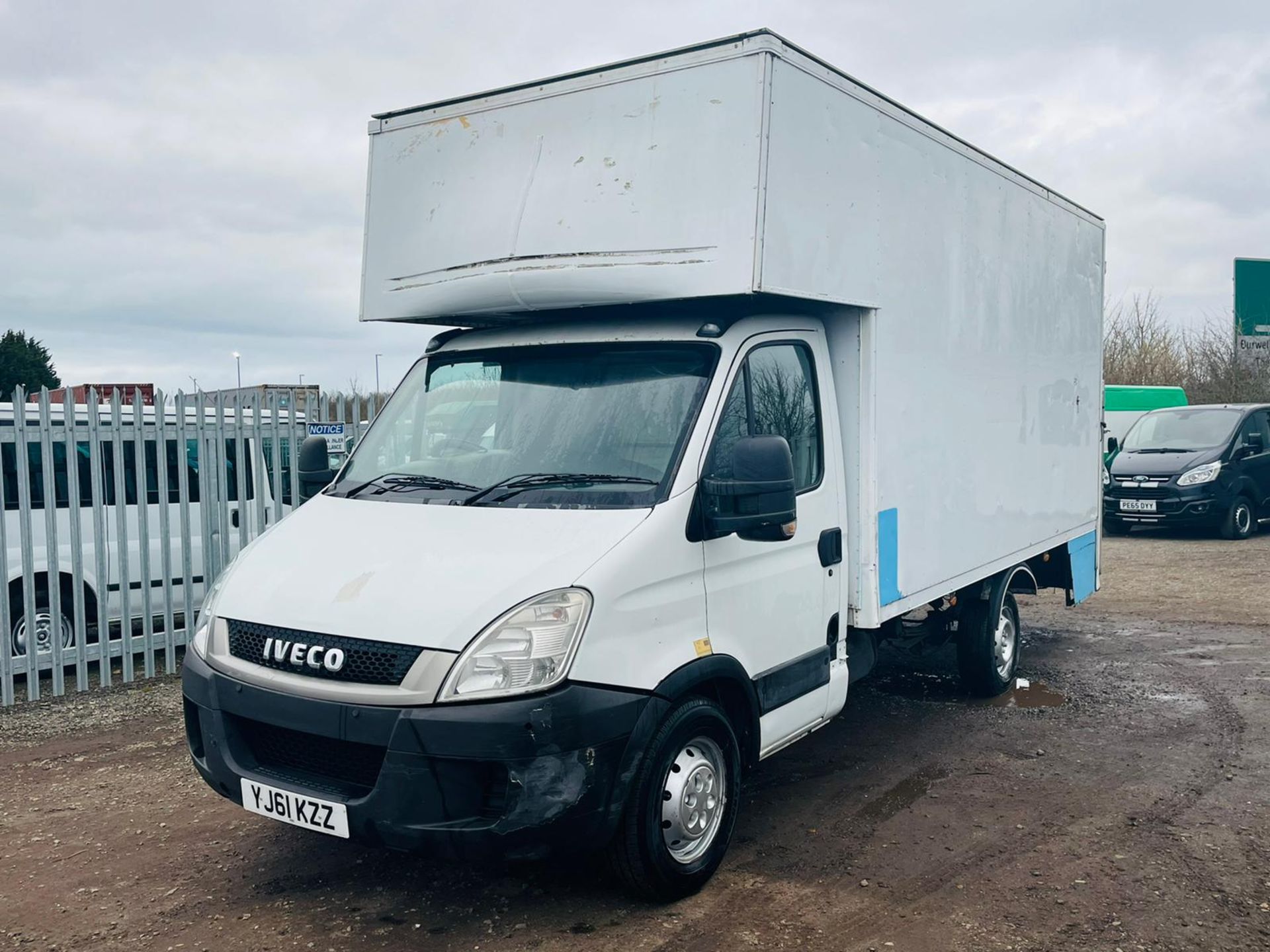 ** ON SALE ** Iveco Daily 2.3 HPI 35S11 Luton 2011 '61 Reg' Tail-Lift - Automatic - White - Image 5 of 22