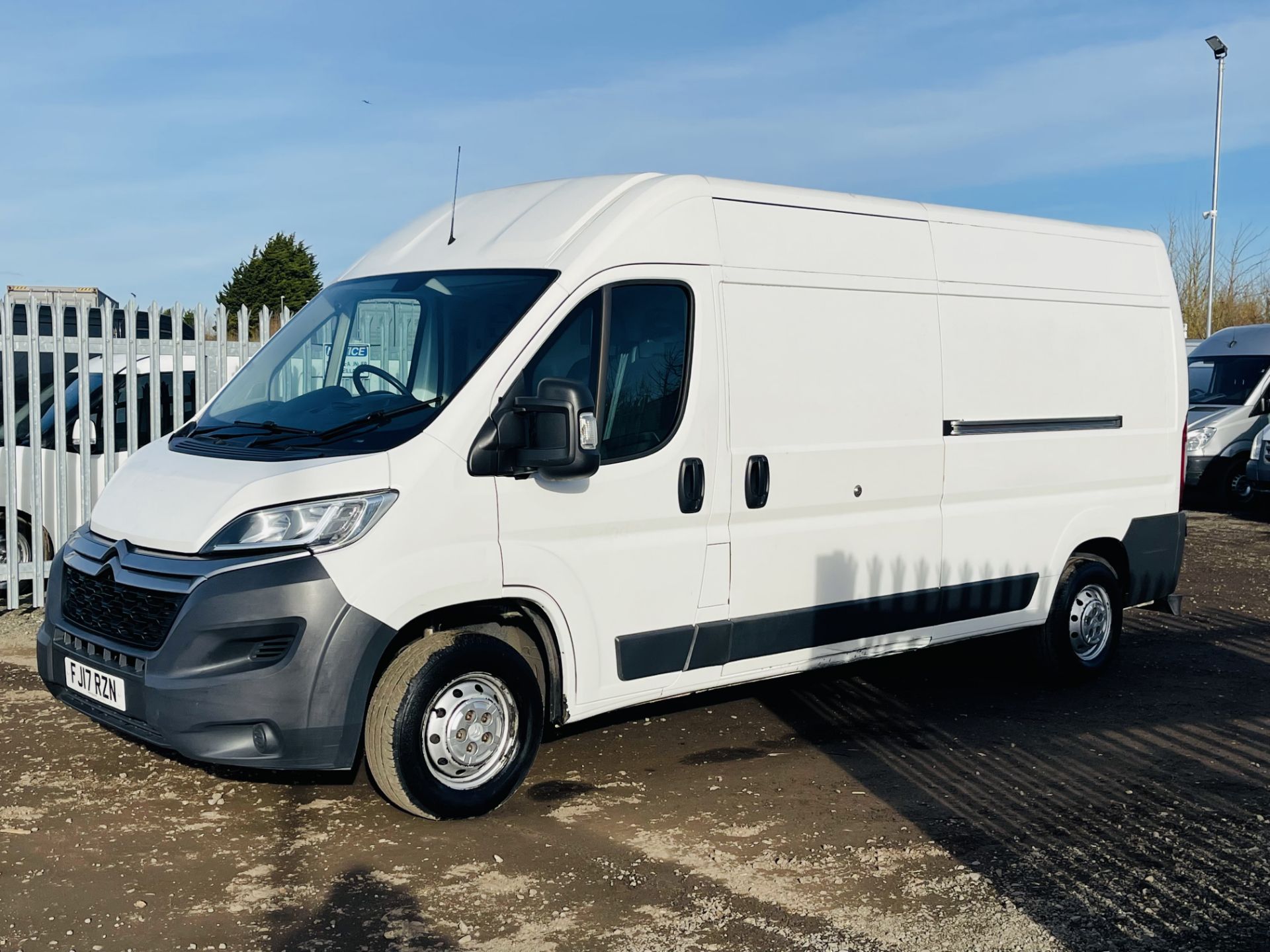 ** ON SALE ** Citroen Relay 2.0 BLUE HDI 130 Enterprise L3 H2 2017 '17 Reg' A/C - ULEZ Compliant - - Image 5 of 20