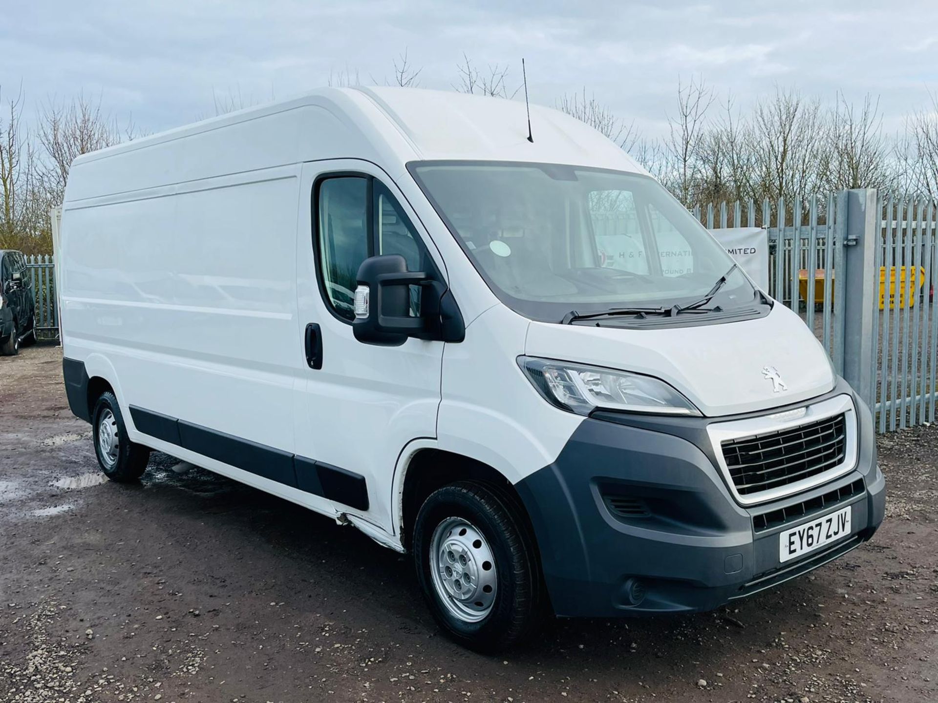 ** ON SALE ** Peugeot Boxer 2.0 BLUE HDI 335 Pro HDI L3 H2 2017 '67 Reg' - Panel Van - Euro 6 -