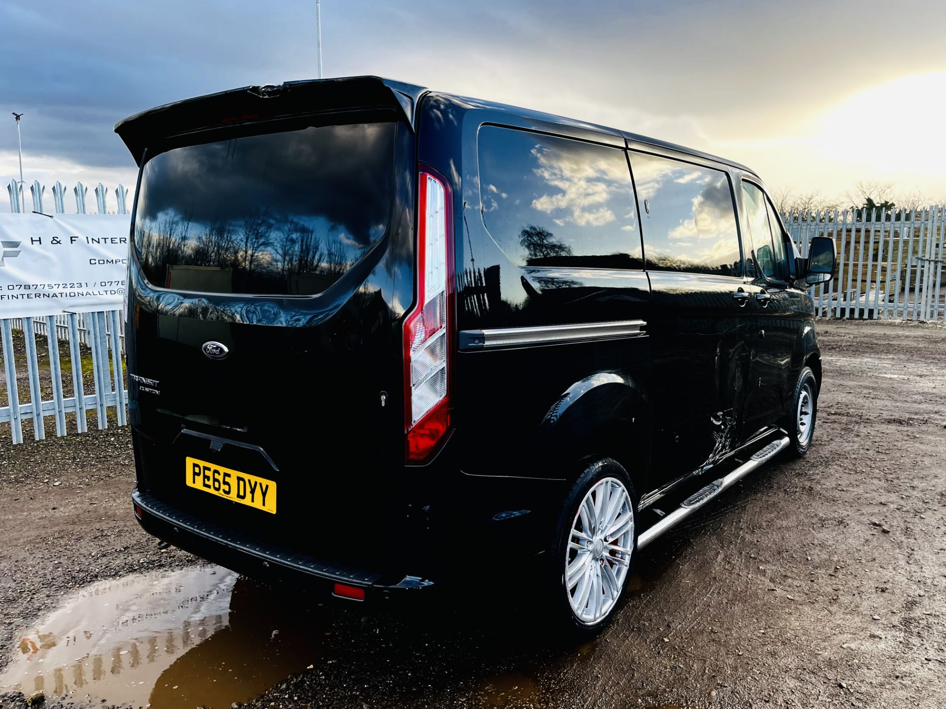 Ford Transit Custom 2.2 TDCI 155 290 Limited E-TECH L1 H1 2015 '65 Reg' Sat Nav - A/C - Full Spec - Image 15 of 24