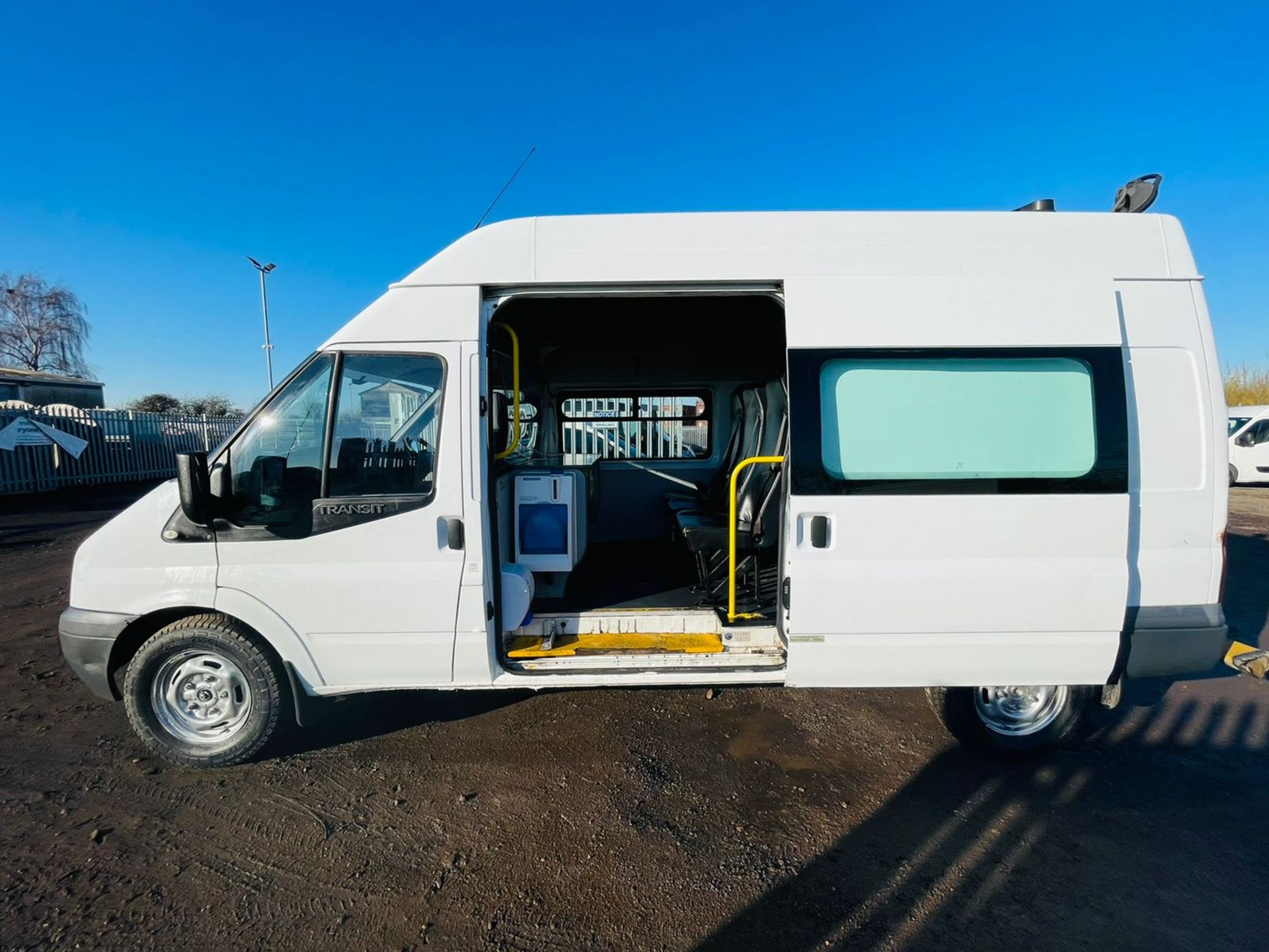 Ford Transit 2.4 TDCI 100 T350 RWD L3 H3 2011 '61 Reg' Messing unit - 6 seats - Image 6 of 24