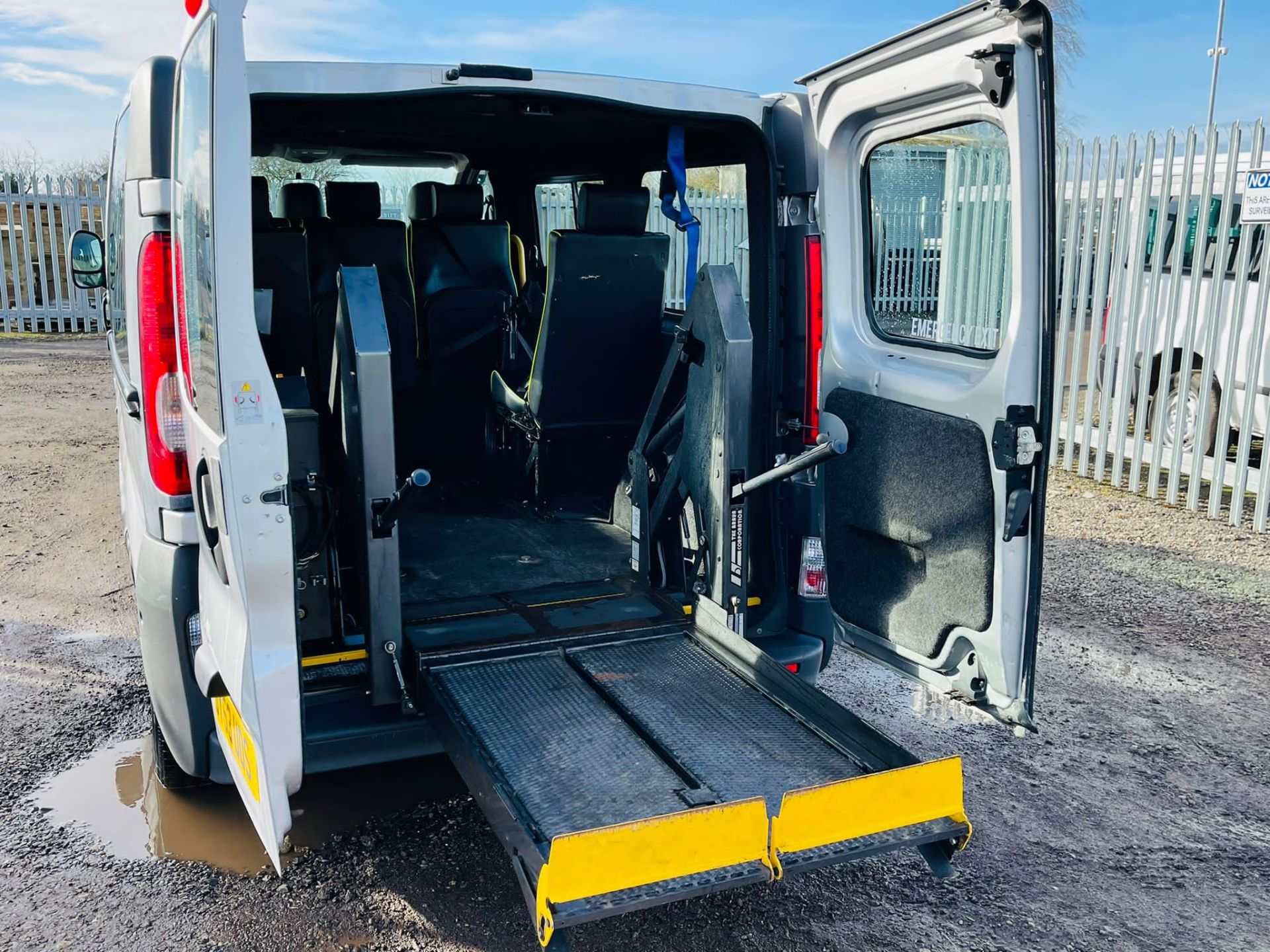 Vauxhall Vivaro 2.0 2900 CDTI L2 H2 LWB 2013 '63 Reg' -Panel Van - Silver - Image 13 of 26