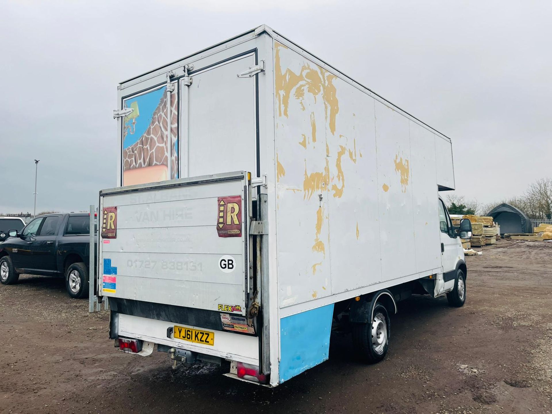 ** ON SALE ** Iveco Daily 2.3 HPI 35S11 Luton 2011 '61 Reg' Tail-Lift - Automatic - White - Image 8 of 22