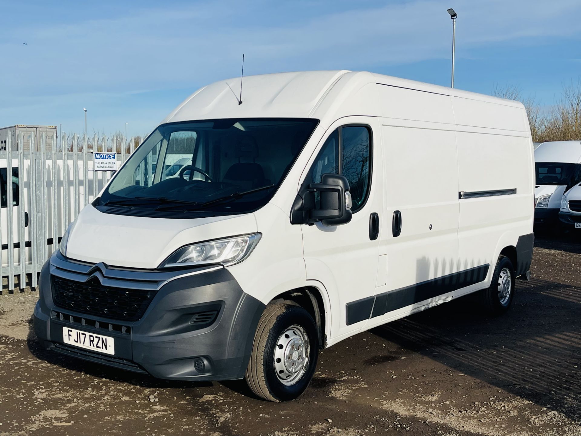 ** ON SALE ** Citroen Relay 2.0 BLUE HDI 130 Enterprise L3 H2 2017 '17 Reg' A/C - ULEZ Compliant - - Image 4 of 20