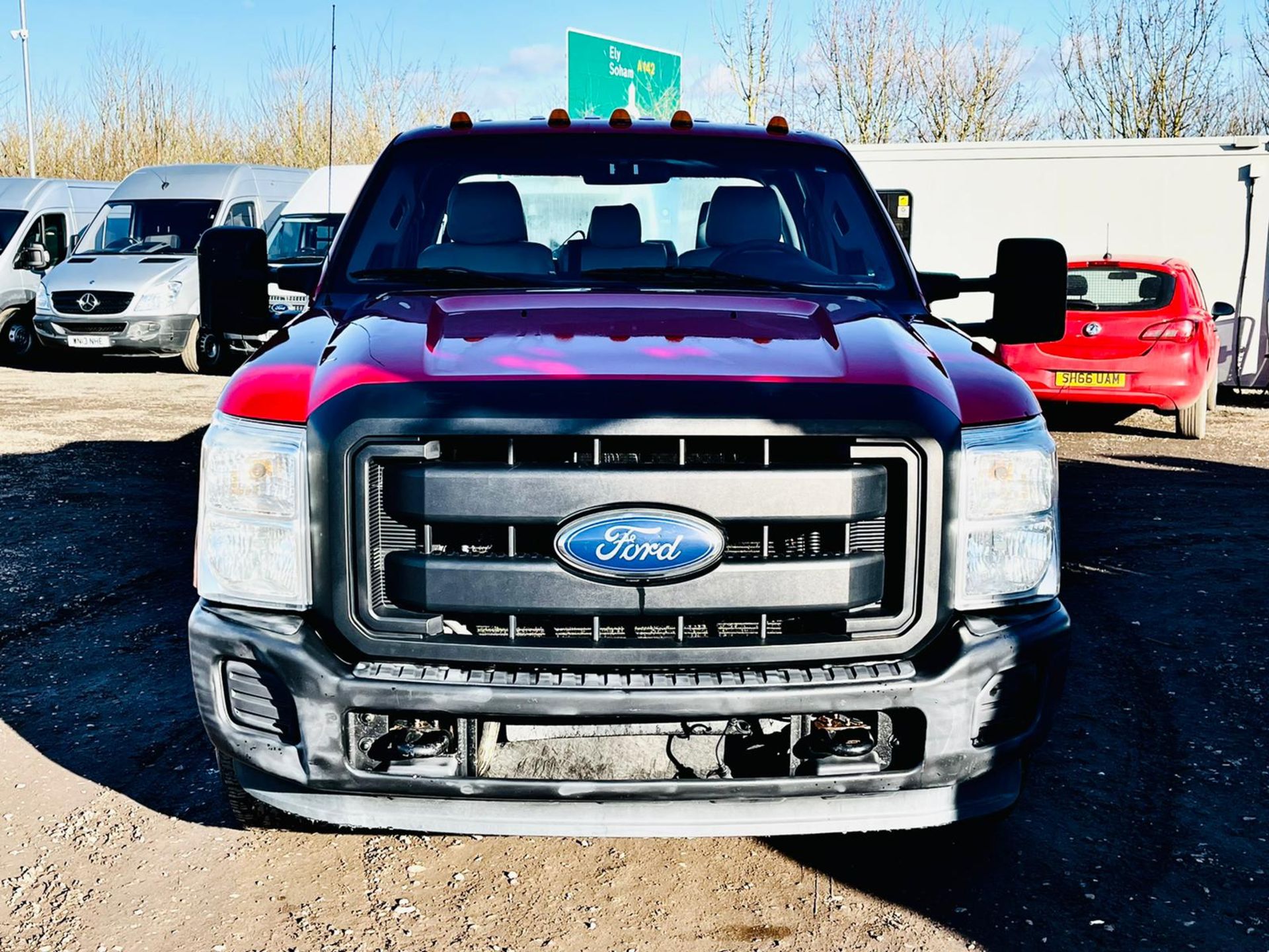 ** ON SALE ** Ford F 250 6.2L V8 XL '2011 Year' **Super Duty** Super Crew Cab - A/C - Image 4 of 24