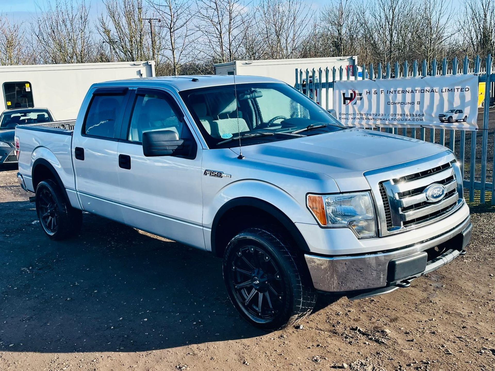 ** ON SALE ** Ford F-150 5.0L V8 XLT Edition 4WD Super-Crew '2011 Year' A/C - Cruise Control - ULEZ - Image 2 of 29