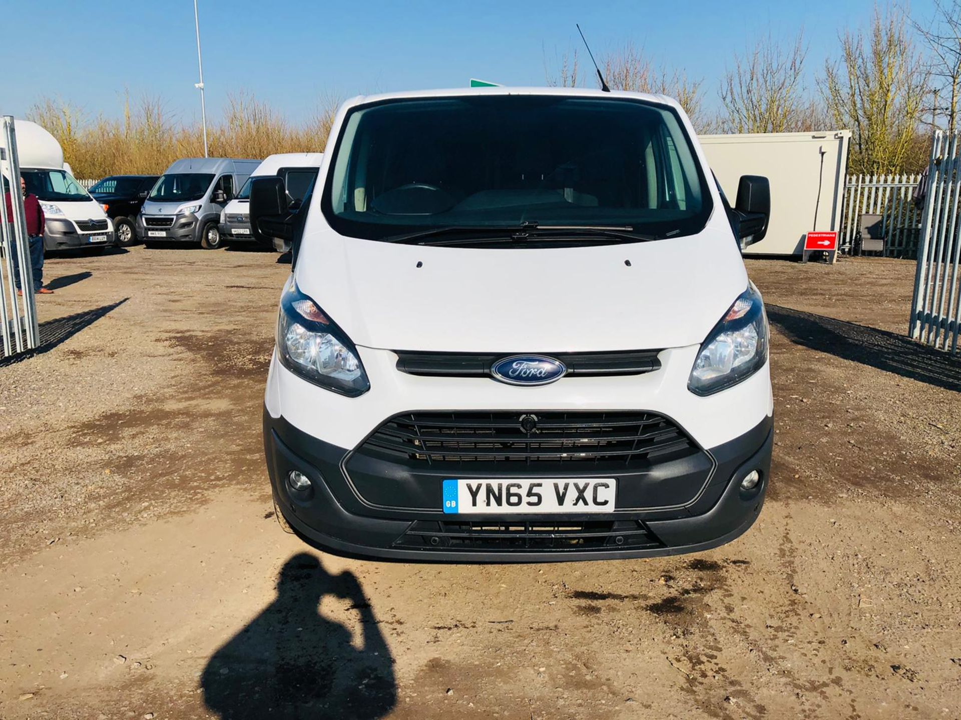 ** ON SALE ** Ford Transit Custom 2.2 TDCI 270 Eco-Tech 100 L1 H1 2015 '65 Reg' - Bluetooth Pack - Image 4 of 24