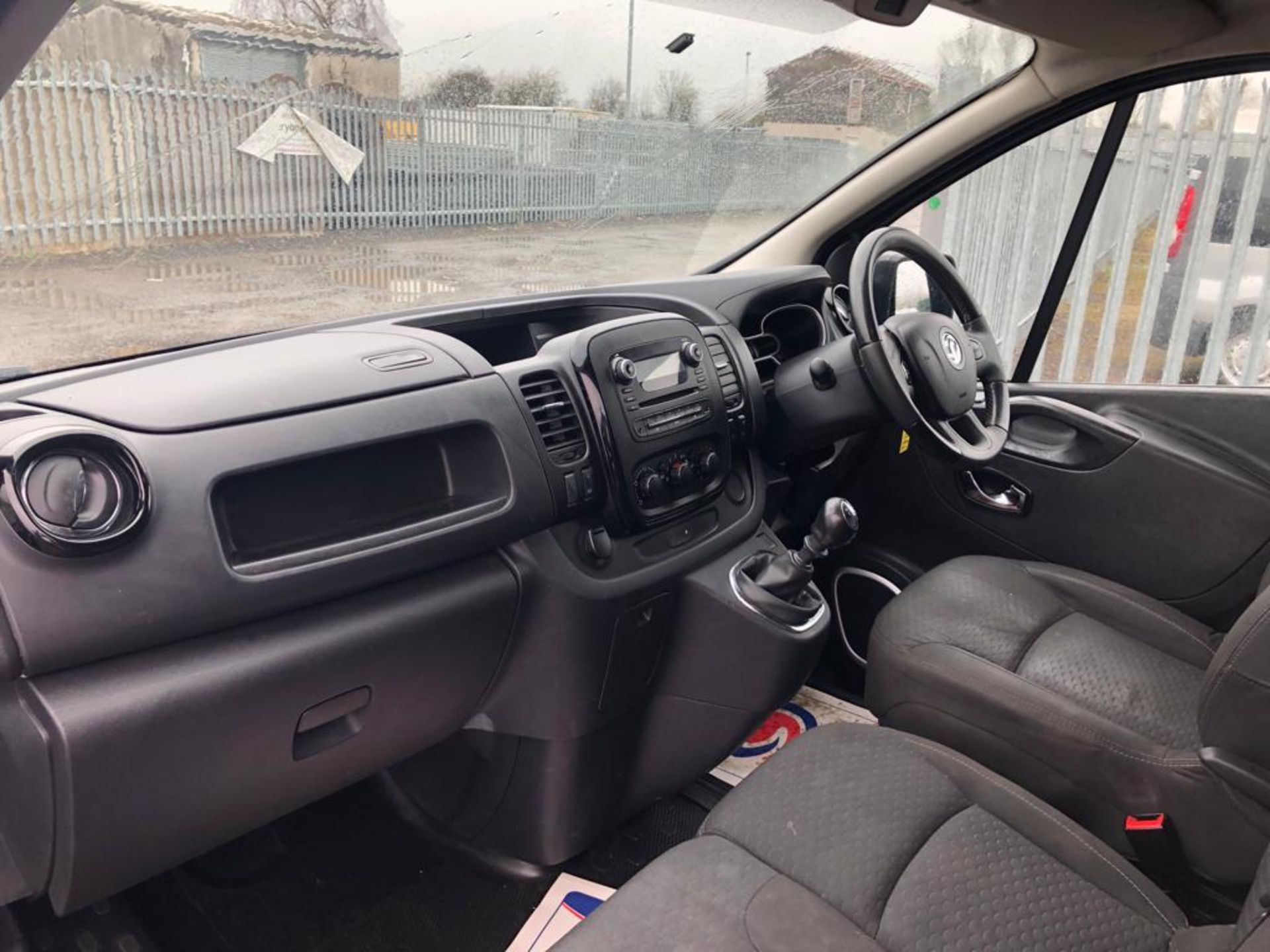 ** ON SALE **Vauxhall Vivaro 1.6 CDTI BITurbo Sportive L2 H1 2017 '17 Reg' Euro 6 - ULEZ Compliant - Image 20 of 28