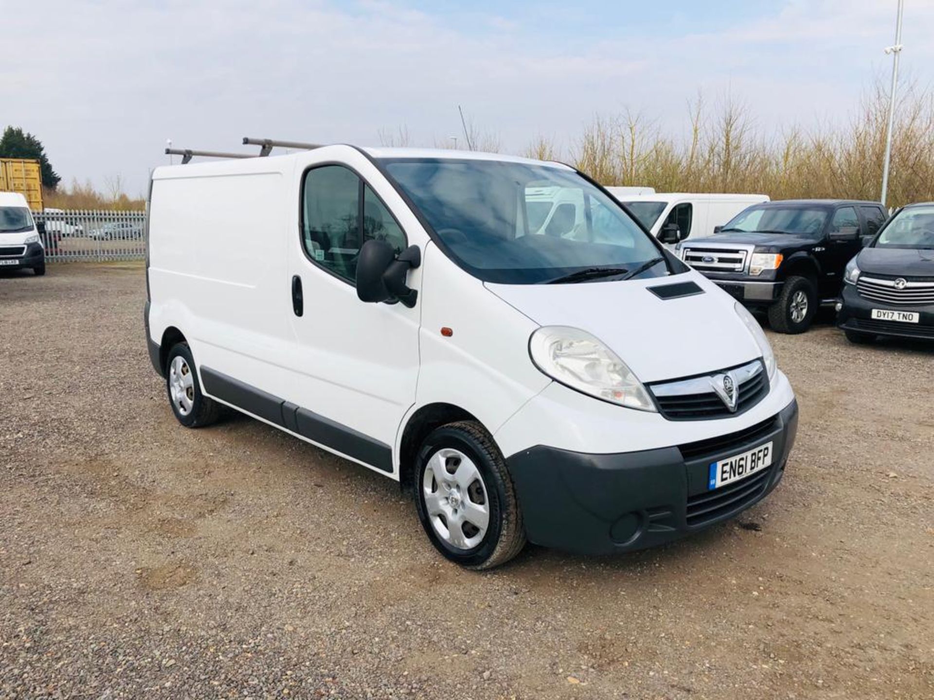 ** ON SALE ** Vauxhall Vivaro 2.0 CDTI 2700 L1 H1 2012 '61 Reg' A/C - Elec Pack - Panel van -No Vat - Image 2 of 25