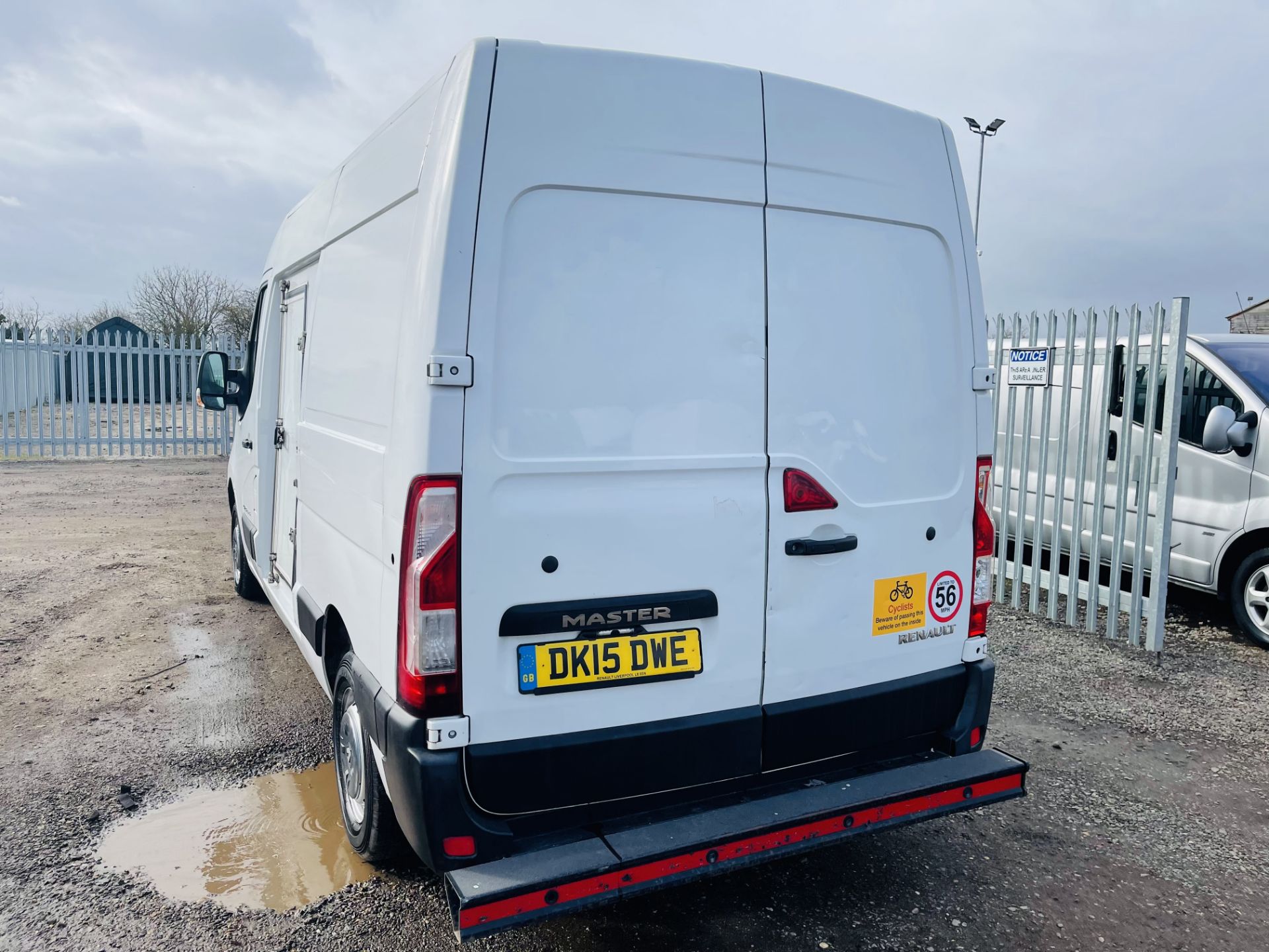 ** ON SALE ** Renault Master 2.3 DCI Business MM35 L2 H2 Fridge/Freezer 2015 '15 Reg' - Image 10 of 20