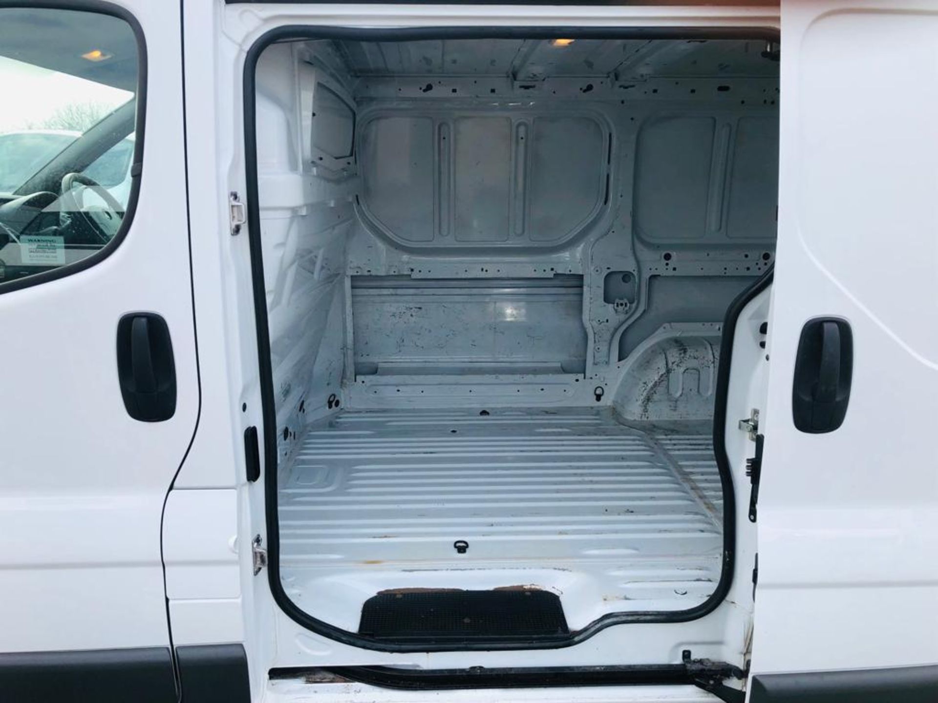 ** ON SALE ** Vauxhall Vivaro 2.0 CDTI 2700 L1 H1 2012 '61 Reg' A/C - Elec Pack - Panel van -No Vat - Image 7 of 25