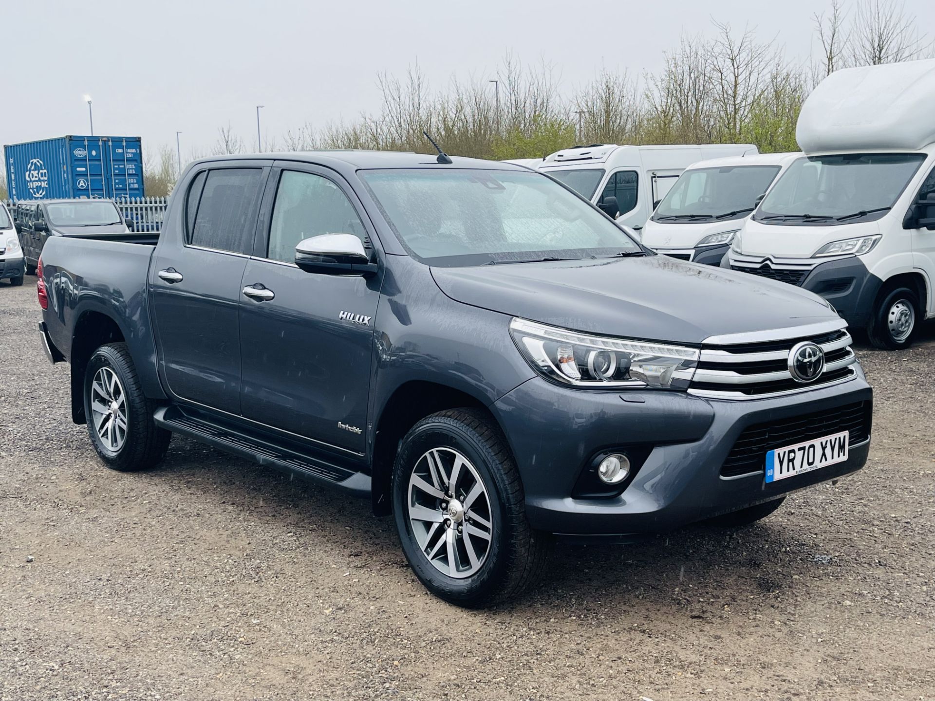 Toyota Hilux Invincible 2.4 D-4D 4WD Double Cab 2020 '70 Reg' Euro 6 -ULEZ Compliant - Sat Nav - A/C