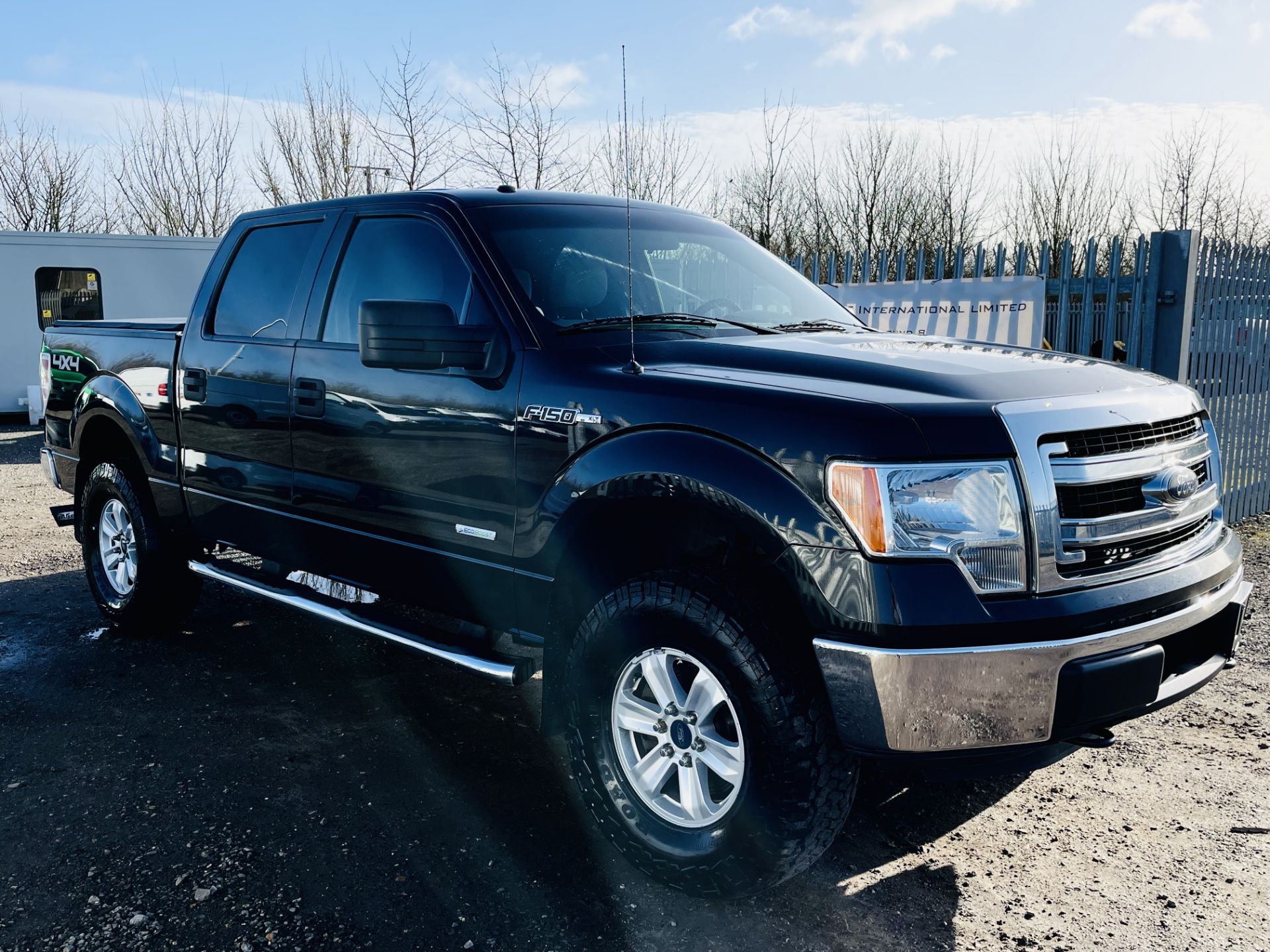 ** ON SALE **Ford F-150 3.5 V6 Ecoboost XLT SuperCrew '2013 Year' - A/C - 4X4 - 6 Seats - Image 13 of 34