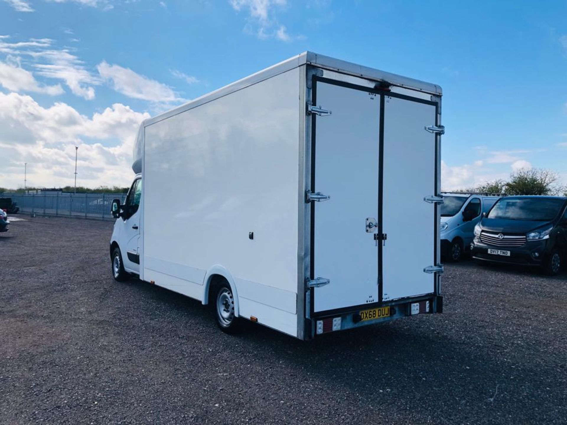 ** ON SALE ** Renault Master LL35 2.3 DCI Business Energy L3 Luton Lowloader 2018 '68 Reg' Euro 6 - Image 6 of 22