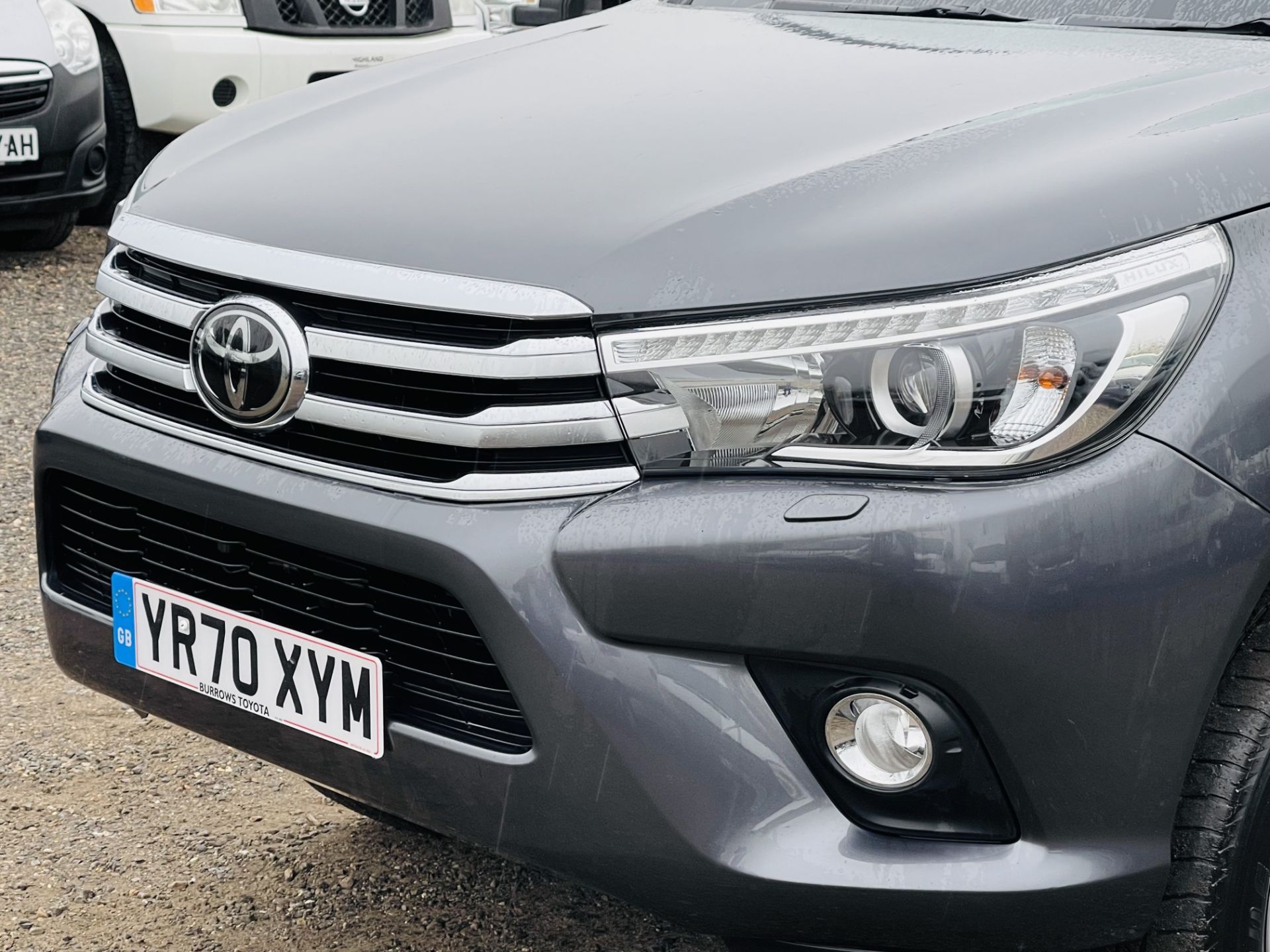 Toyota Hilux Invincible 2.4 D-4D 4WD Double Cab 2020 '70 Reg' Euro 6 -ULEZ Compliant - Sat Nav - A/C - Image 5 of 34