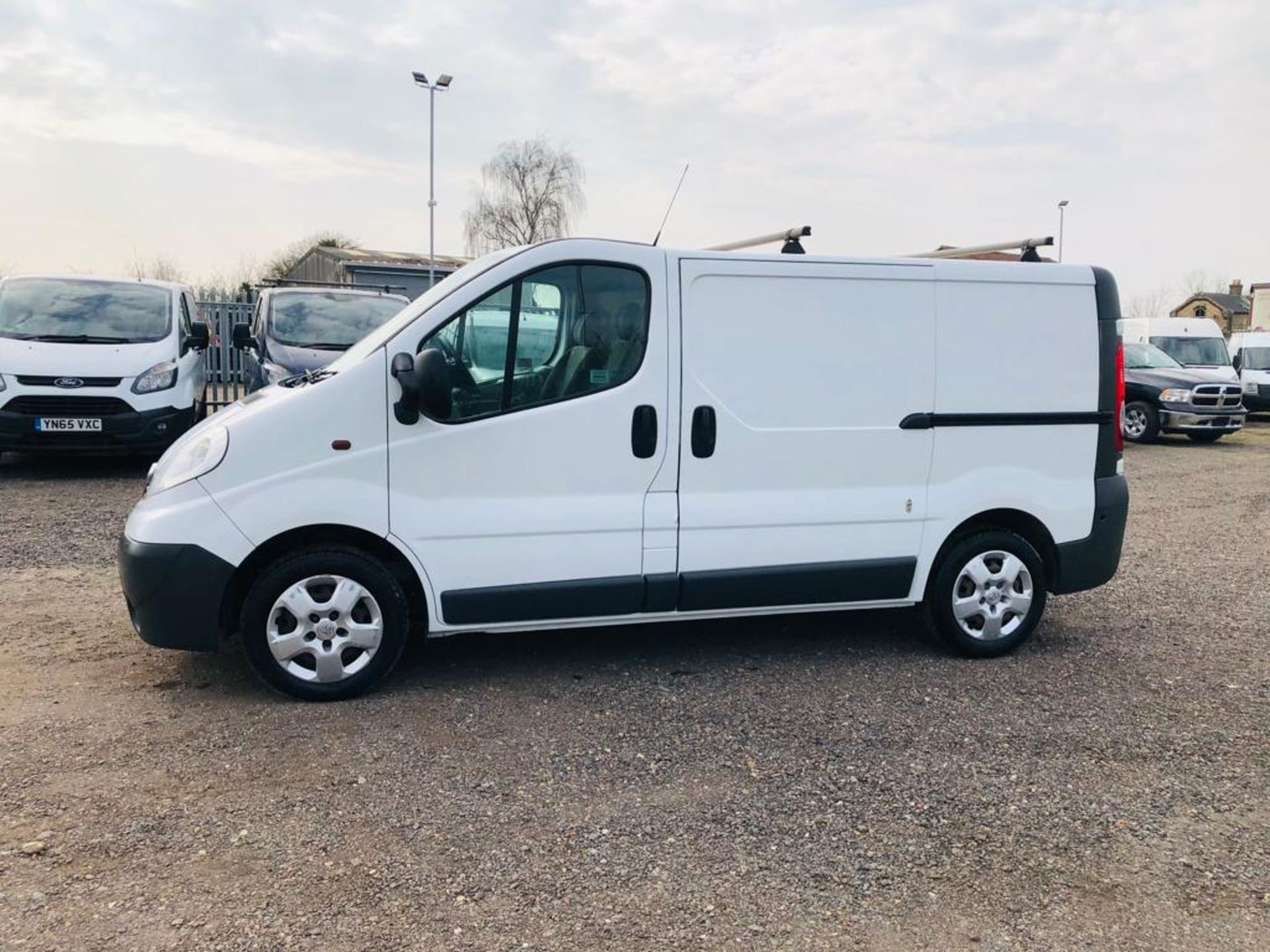 ** ON SALE ** Vauxhall Vivaro 2.0 CDTI 2700 L1 H1 2012 '61 Reg' A/C - Elec Pack - Panel van -No Vat - Image 5 of 25