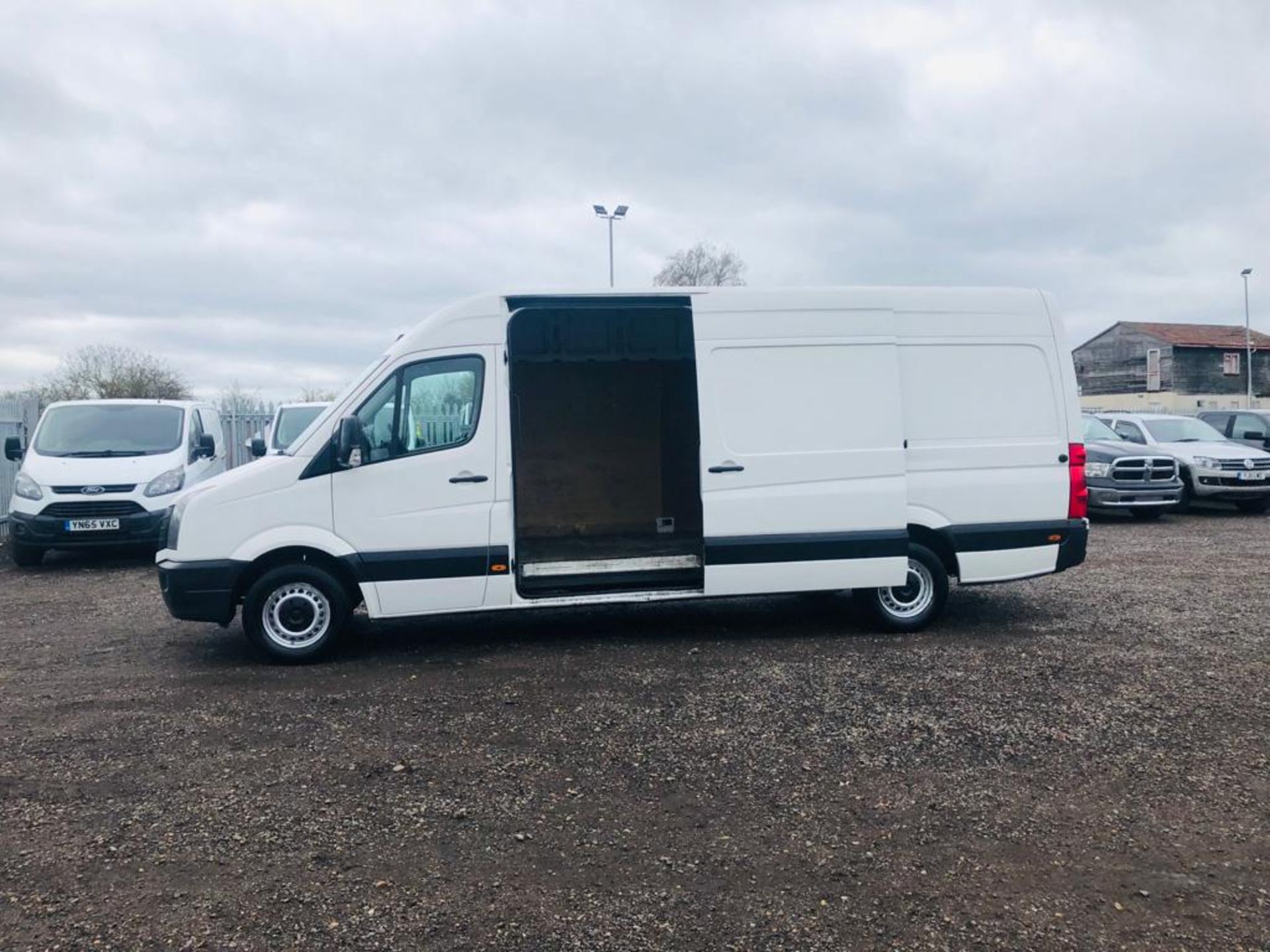 ** ON SALE **Volkswagen Crafter 2.0 TDI CR35 135 L3 2016 '16 Reg' A/C - Cruise Control - Image 6 of 25