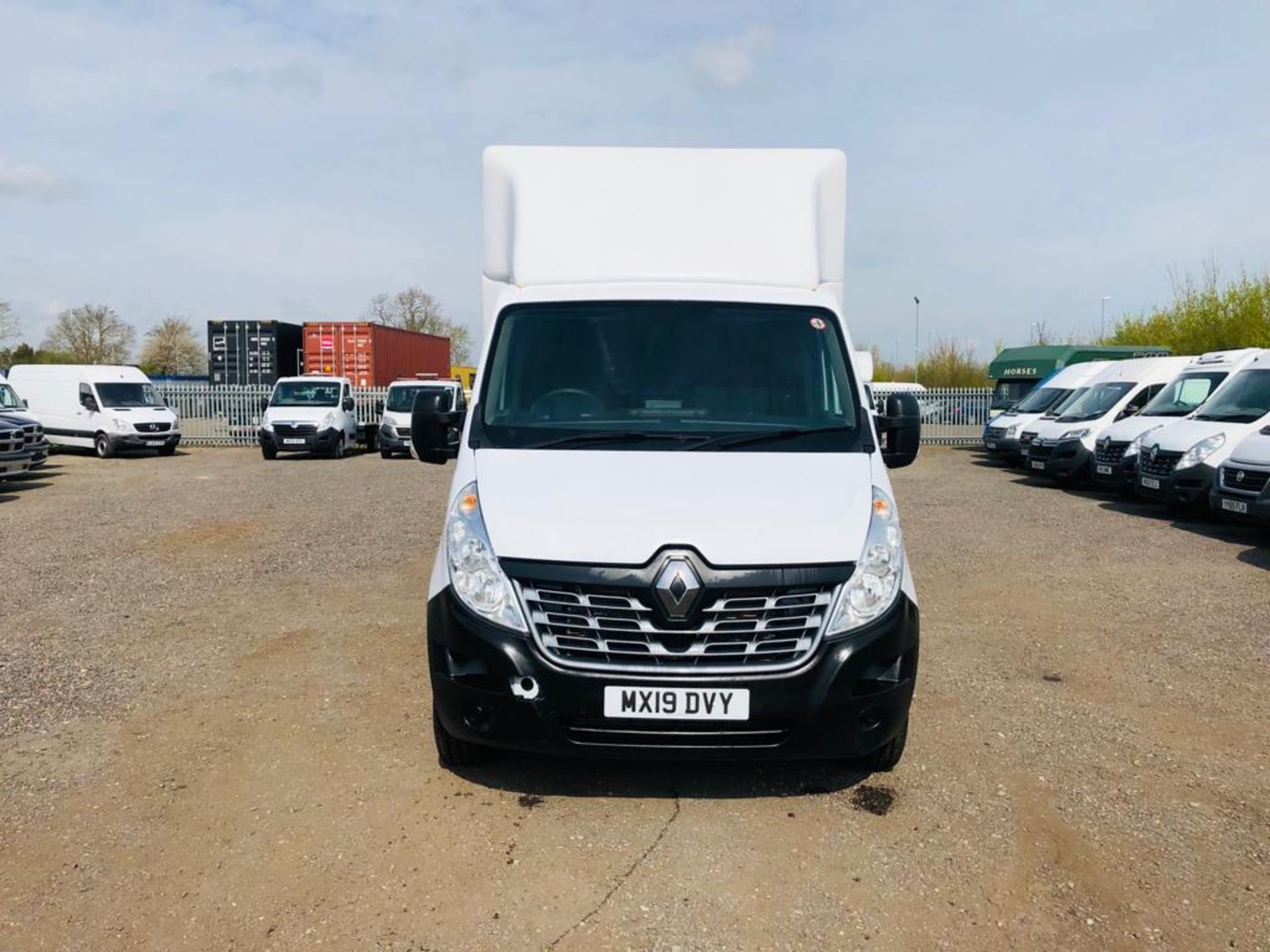 ** ON SALE **Renault Master LL35 2.3 DCI Business Energy L3 Luton Lowloader 2019 '19 Reg' Euro 6 - Image 4 of 22