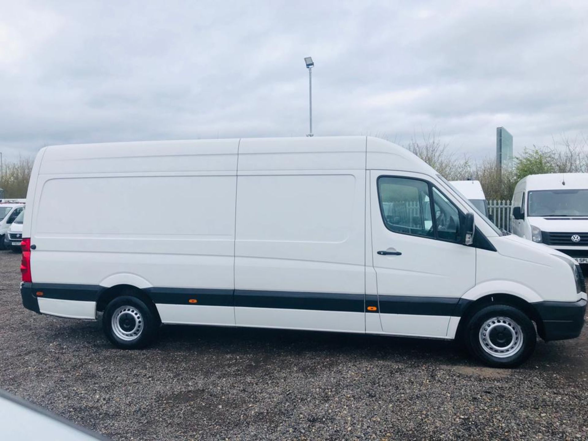 ** ON SALE **Volkswagen Crafter 2.0 TDI CR35 135 L3 2016 '16 Reg' A/C - Cruise Control - Image 3 of 25