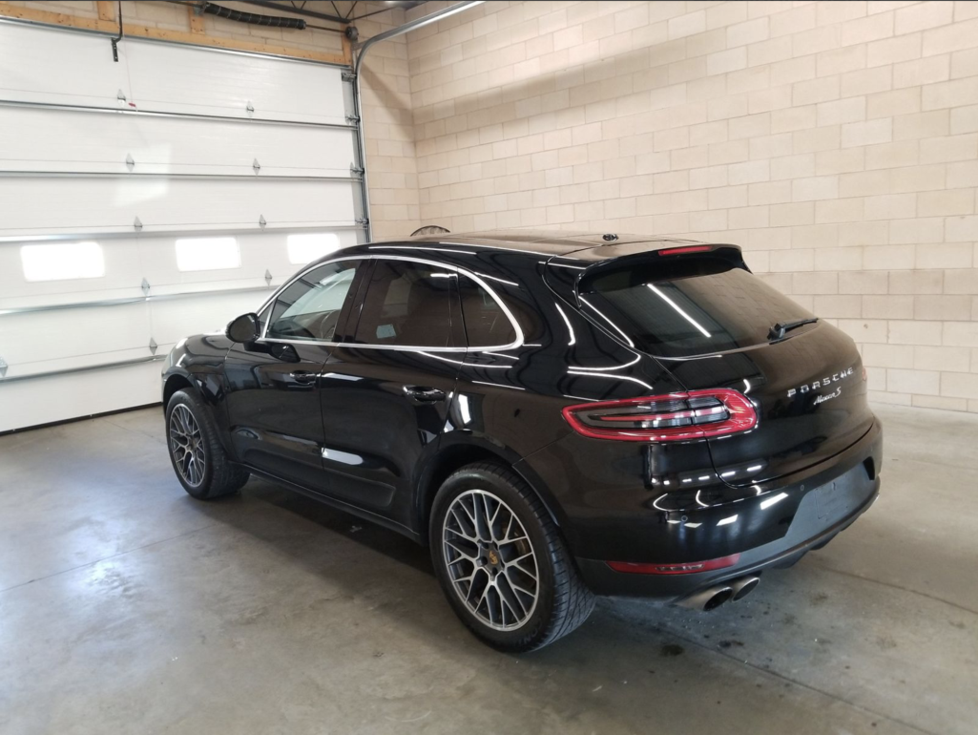 ** ON SALE ** Porsche Macan S 3.0L V6 AWD ' 2015 Year ' Sat Nav - Panoramic Roof - ULEZ Compliant - Image 7 of 15