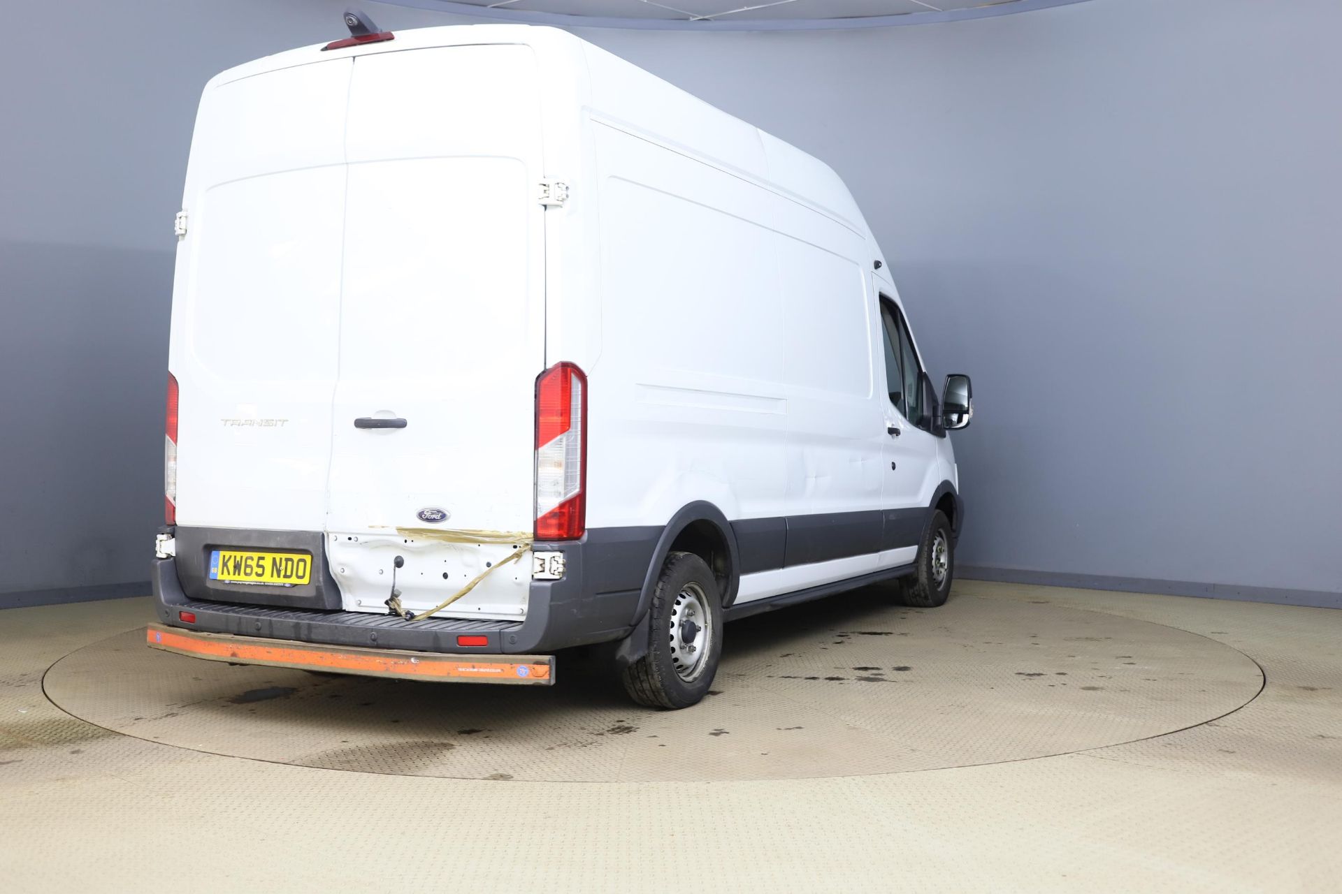 ** ON SALE ** Ford Transit 2.2 TDCI 125 L3 H3 2016 '65 Reg' A/C - Long Wheel Base - Parking Sensors - Image 4 of 12