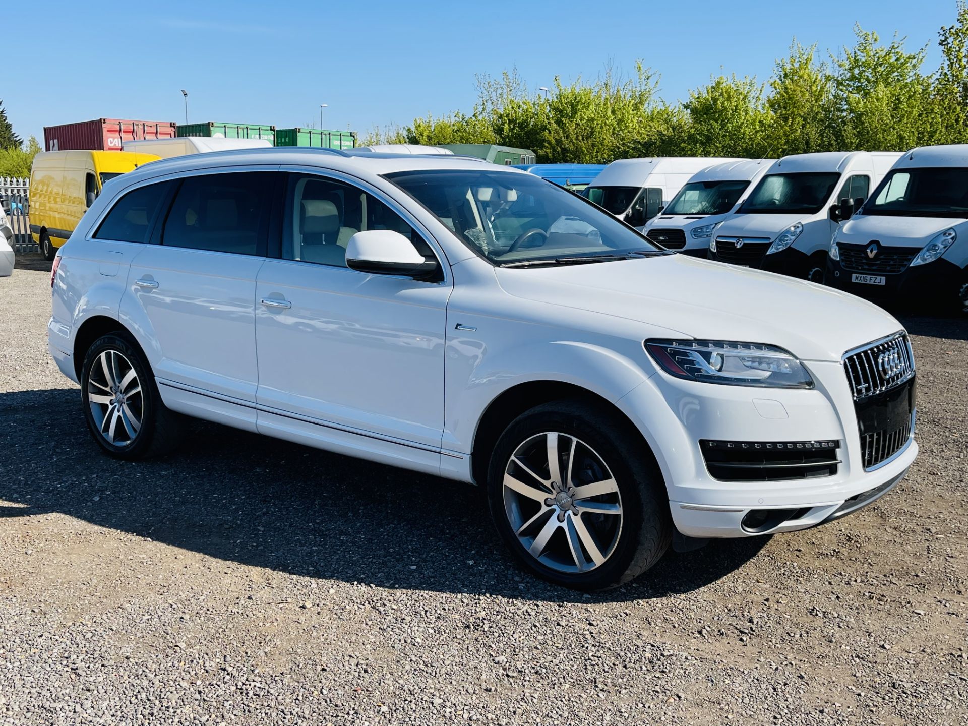 ** ON SALE ** Audi Q7 Premium Plus 3.0L T V6 SuperCharged Quattro ' 2015 Year' - 7 Seater - ULEZ - Image 16 of 46