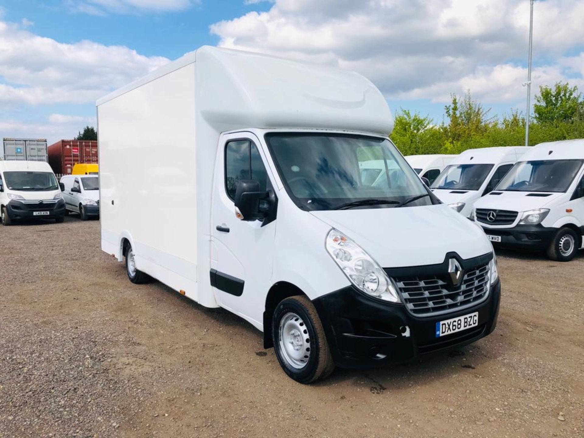 Renault Master LL35 2.3 DCI Business Energy L3 Luton Lowloader 2018 '68 Reg' Euro 6 - ULEZ Compliant - Image 2 of 24