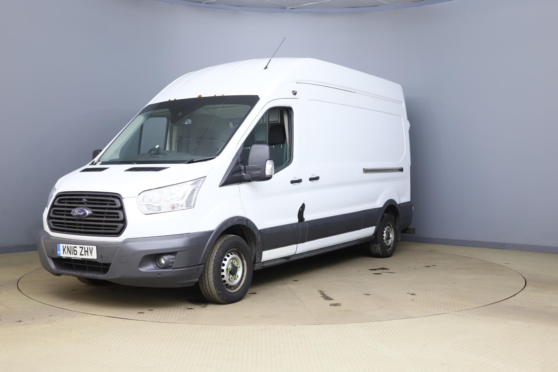 ** ON SALE ** Ford Transit 2.2 TDCI 125 L3 H3 2016 '16 Reg' A/C - Long Wheel Base - Parking Sensors - Image 3 of 10