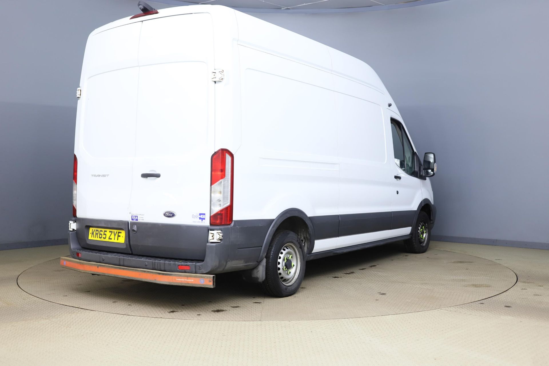 ** ON SALE ** Ford Transit 2.2 TDCI 125 L3 H3 2016 '65 Reg' A/C - Long Wheel Base - Parking Sensors - Image 4 of 12