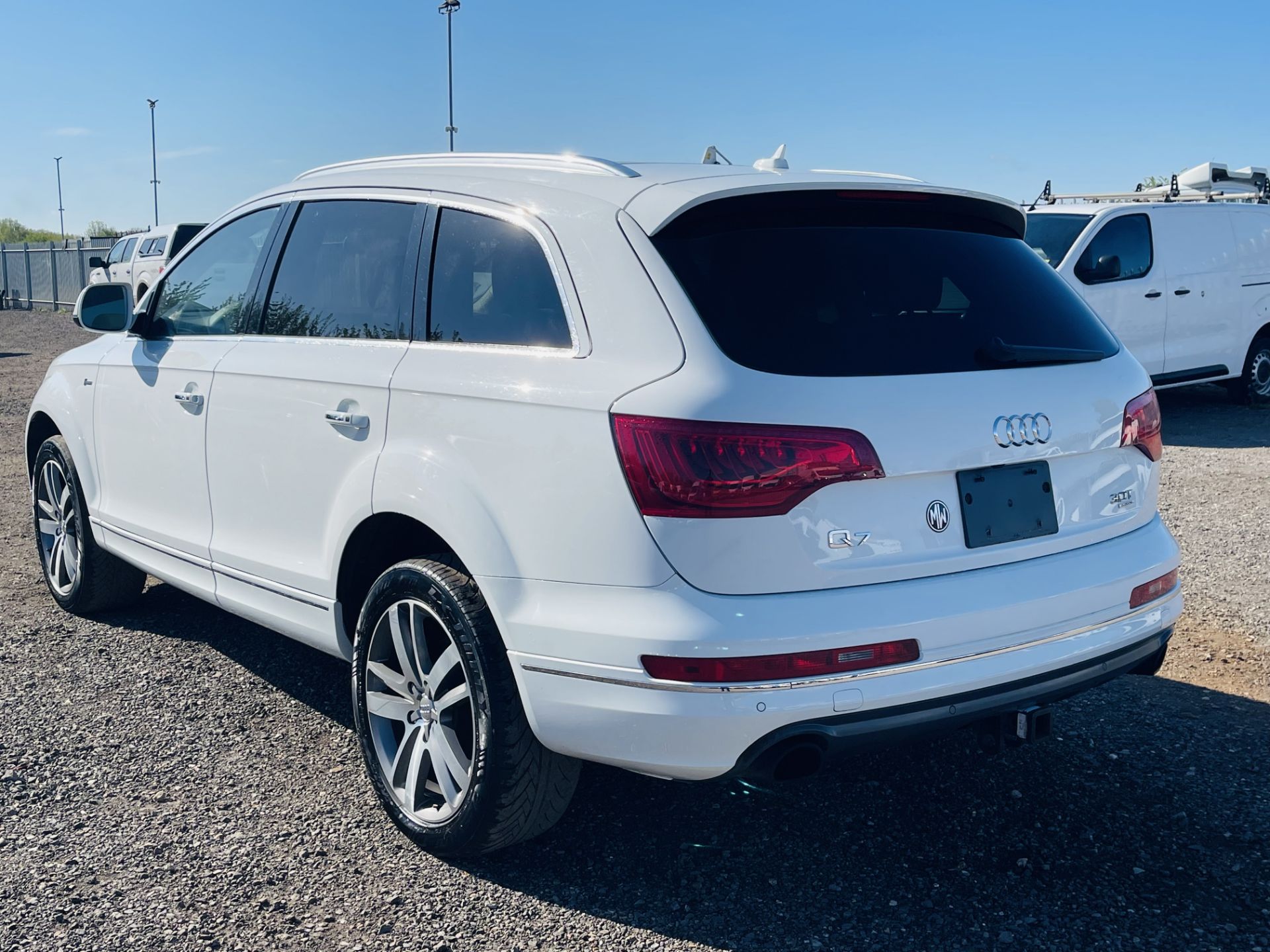 ** ON SALE ** Audi Q7 Premium Plus 3.0L T V6 SuperCharged Quattro ' 2015 Year' - 7 Seater - ULEZ - Image 9 of 46