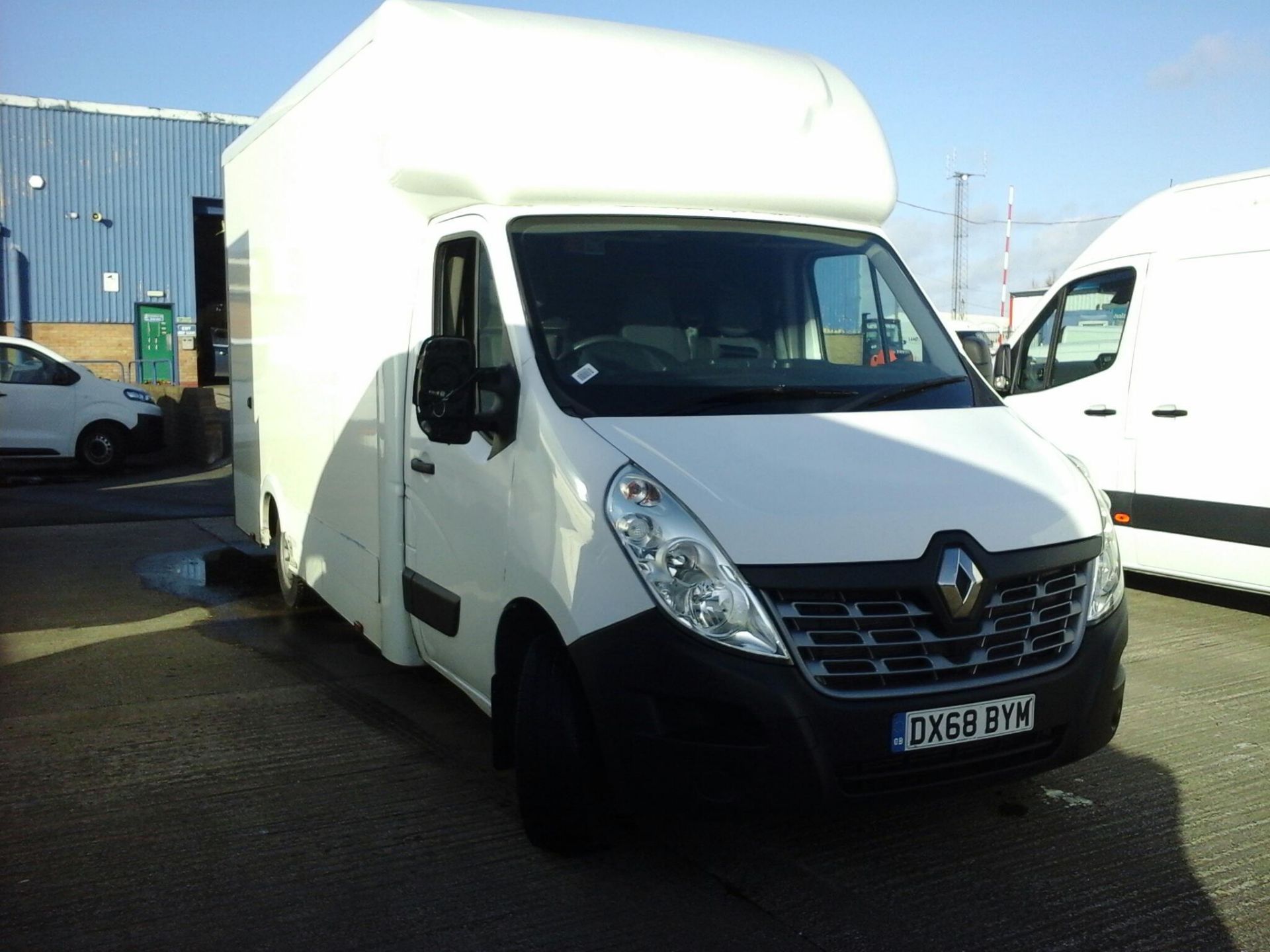 Renault Master LL35 2.3 DCI Business Energy L3 Luton Lowloader 2018 '68 Reg' Euro 6 - ULEZ Compliant - Image 2 of 6