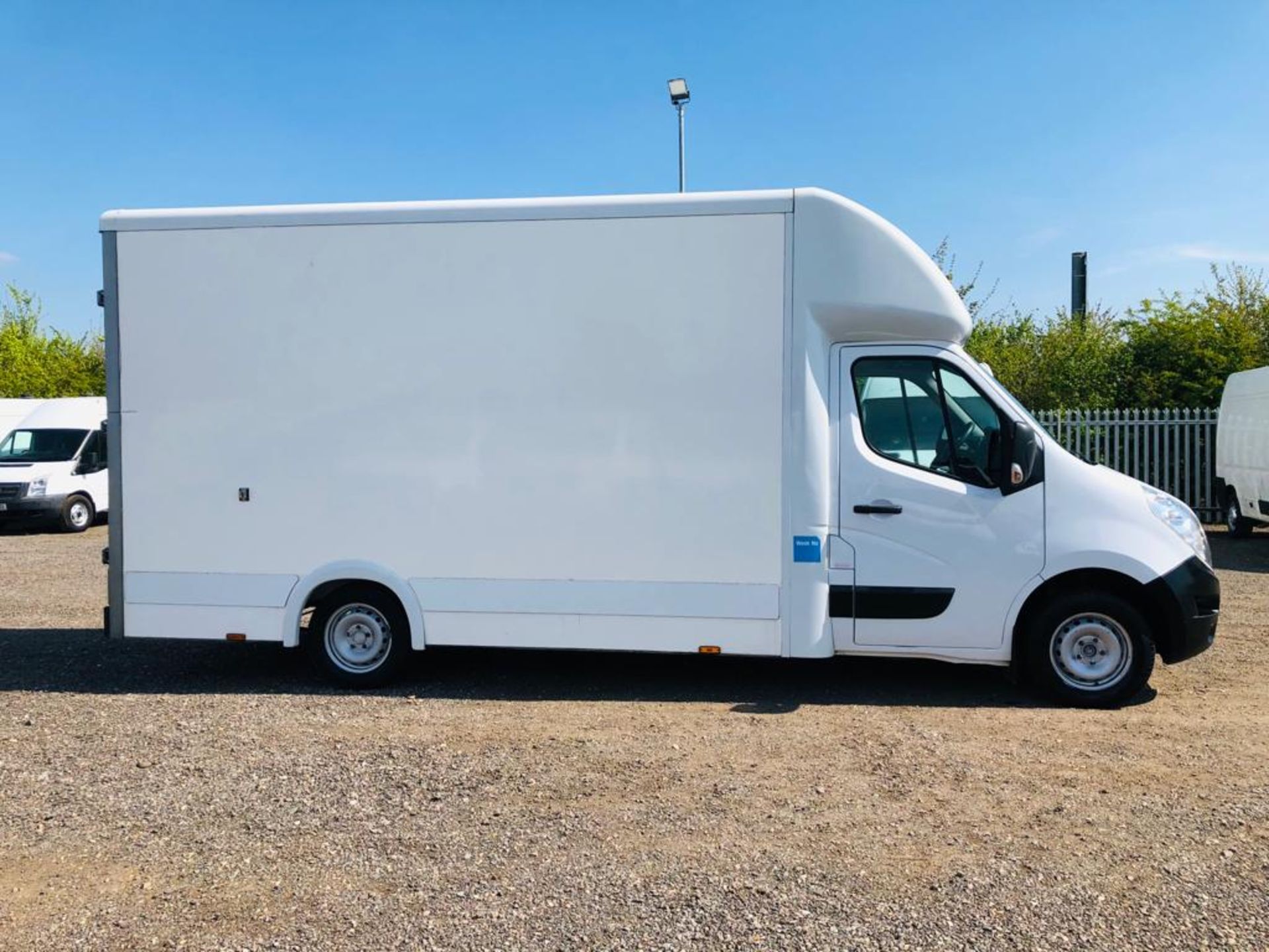 Renault Master LL35 2.3 DCI Business Energy L3 Luton Lowloader 2018 '68 Reg' Euro 6 - ULEZ Compliant