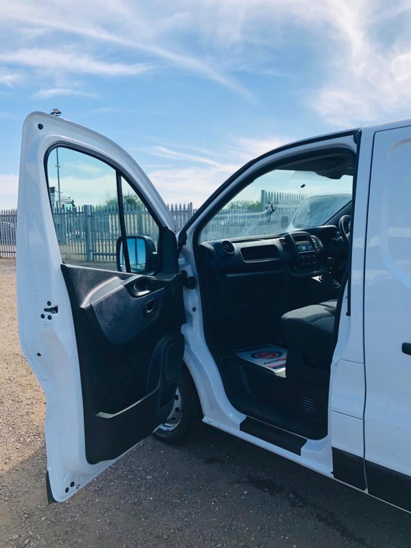 Vauxhall Vivaro 1.6 CDTI 2700 BlueInjection L1 H1 2017 '17 Reg' Euro 6 - ULEZ Compliant - Image 12 of 20