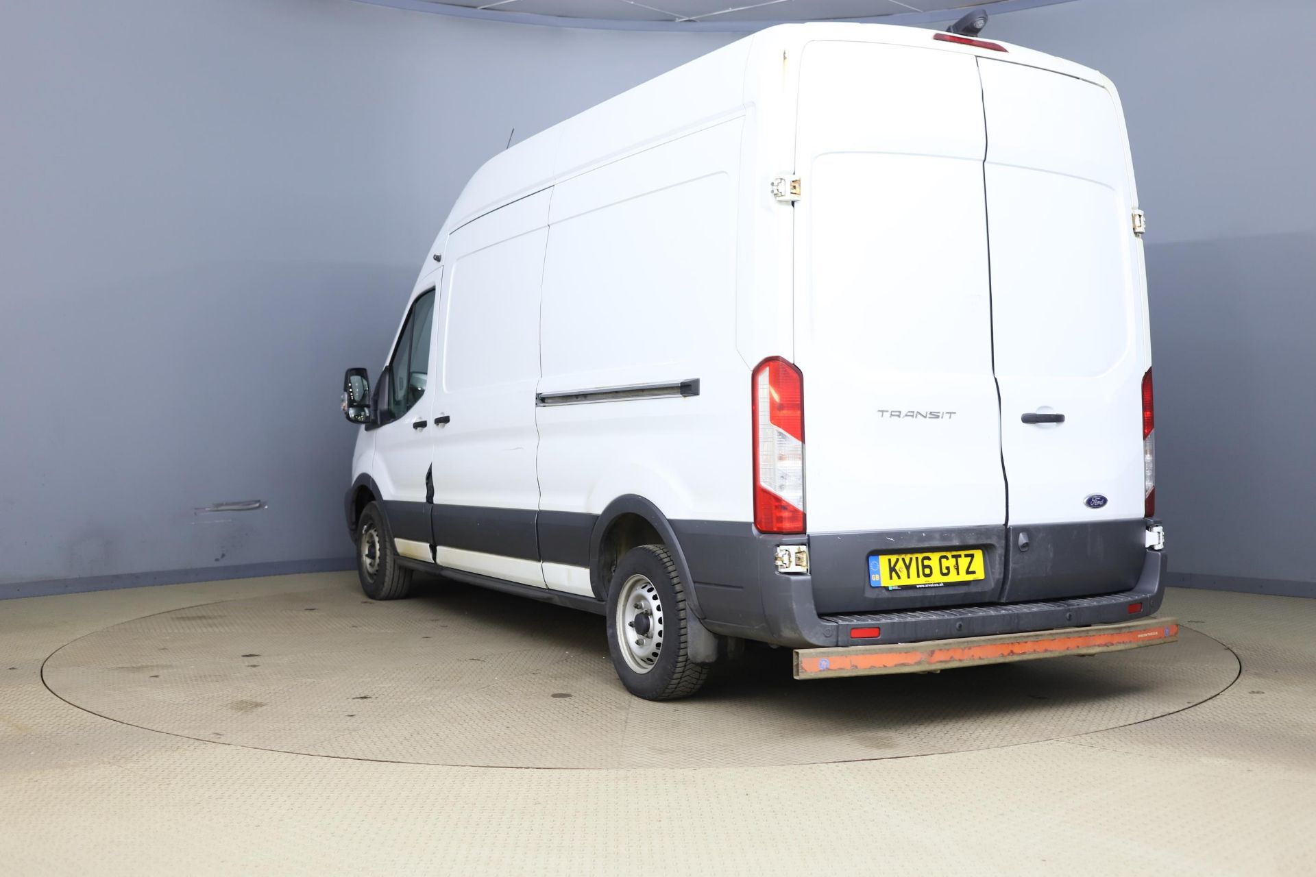 ** ON SALE ** Ford Transit 2.2 TDCI 125 L3 H3 2016 '65 Reg' A/C - Long Wheel Base - Parking Sensors - Image 6 of 12