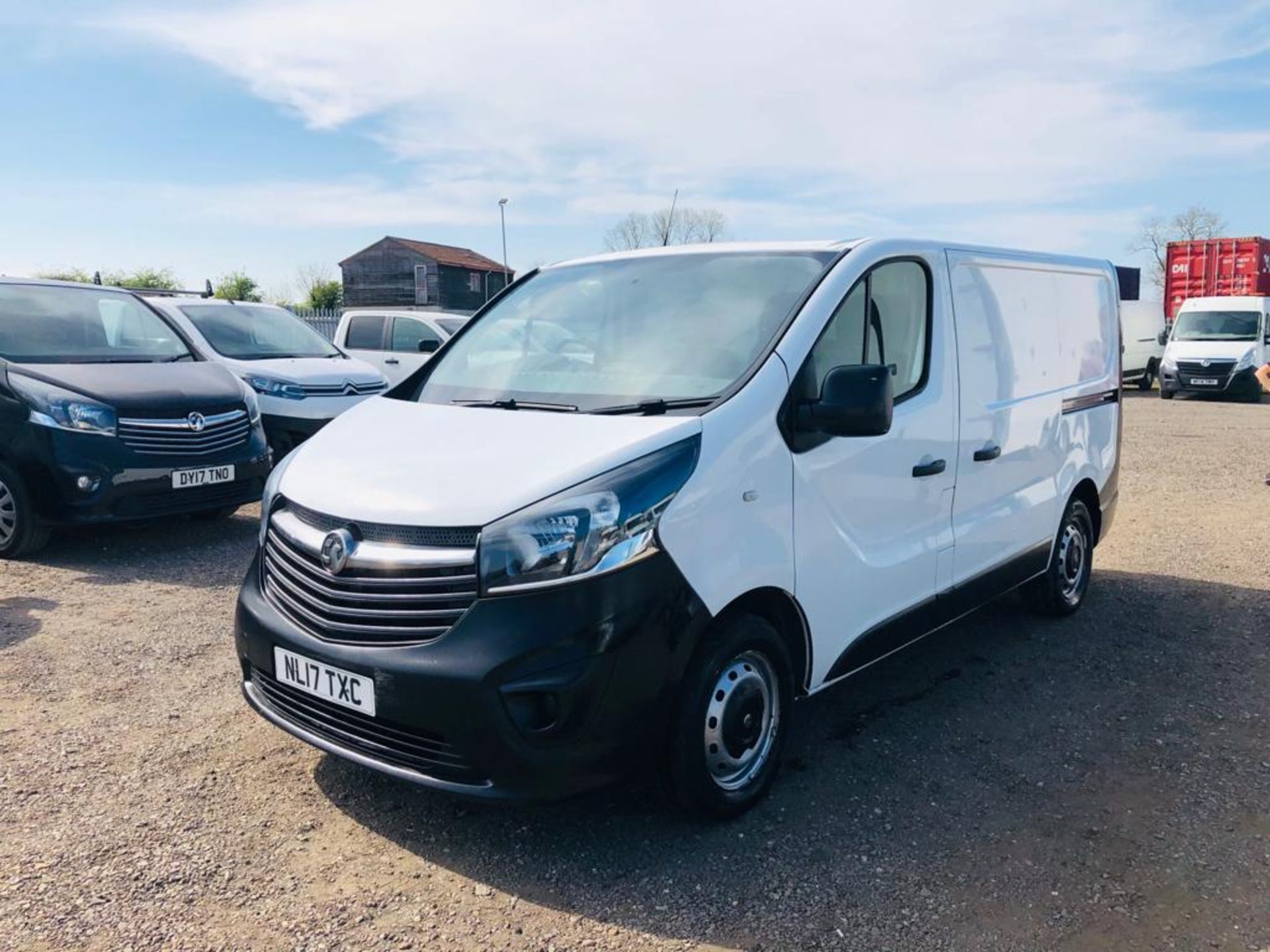 Vauxhall Vivaro 1.6 CDTI 2700 BlueInjection L1 H1 2017 '17 Reg' Euro 6 - ULEZ Compliant - Image 4 of 20