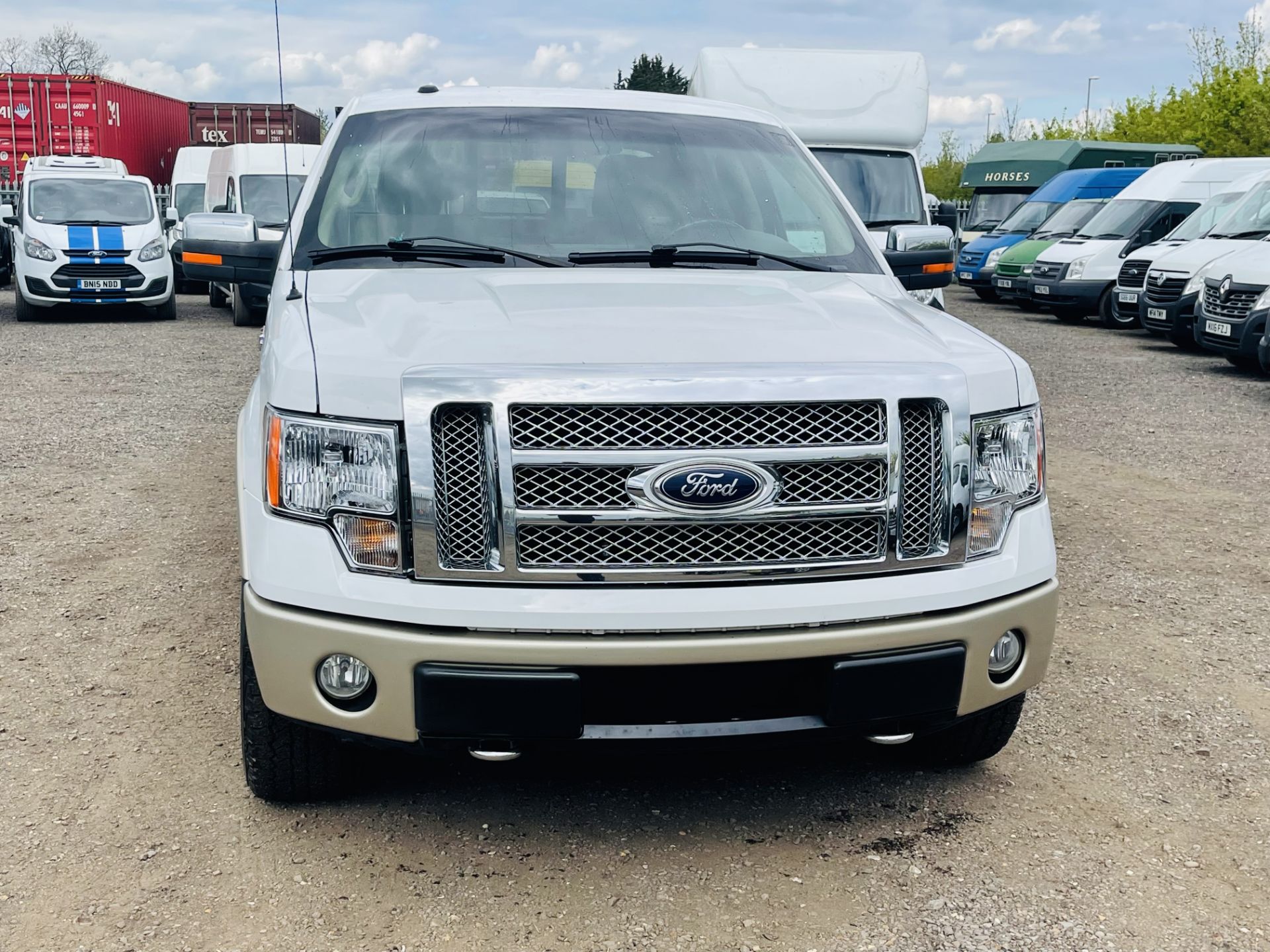 ** ON SALE ** Ford F-150 5.4L V8 Lariat Supercrew 4WD ' 2010 Year' A/C - Full Spec - ULEZ Compliant - Image 3 of 29
